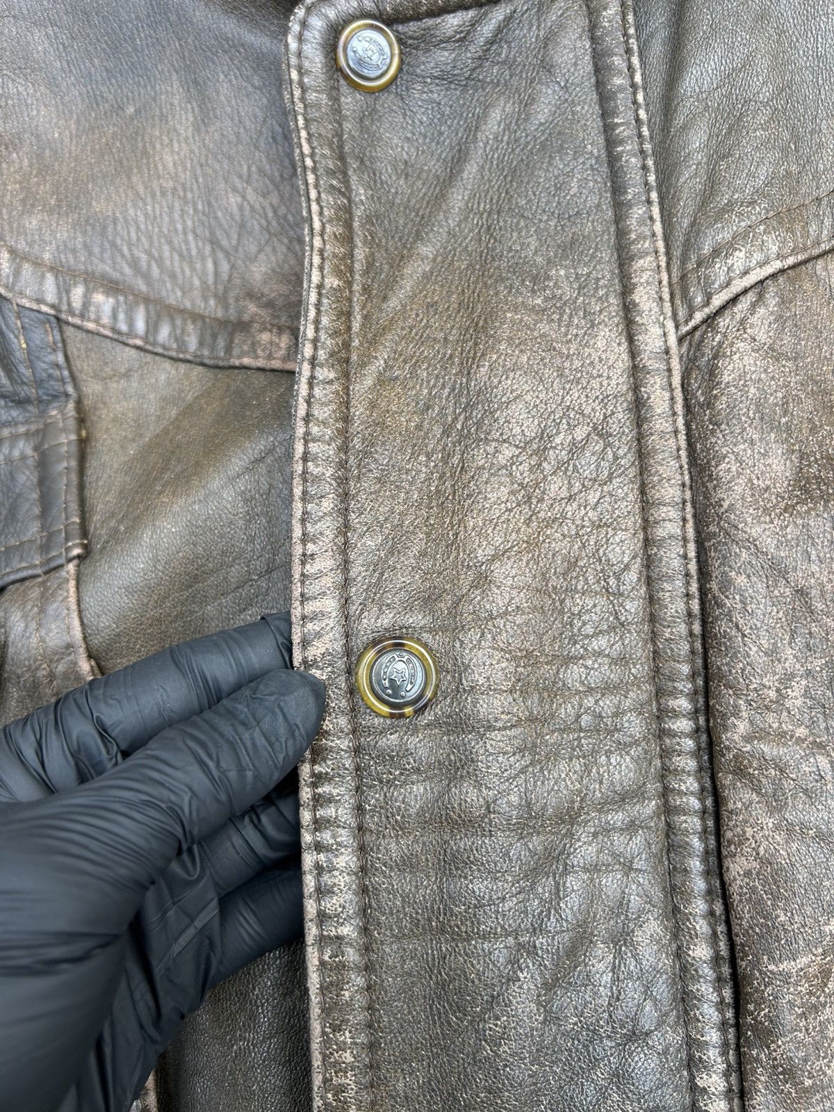 Vintage Vintage 1990s Gino Bertoni Distressed brown Leather Bomber Size US L / EU 52-54 / 3 - 8 Thumbnail
