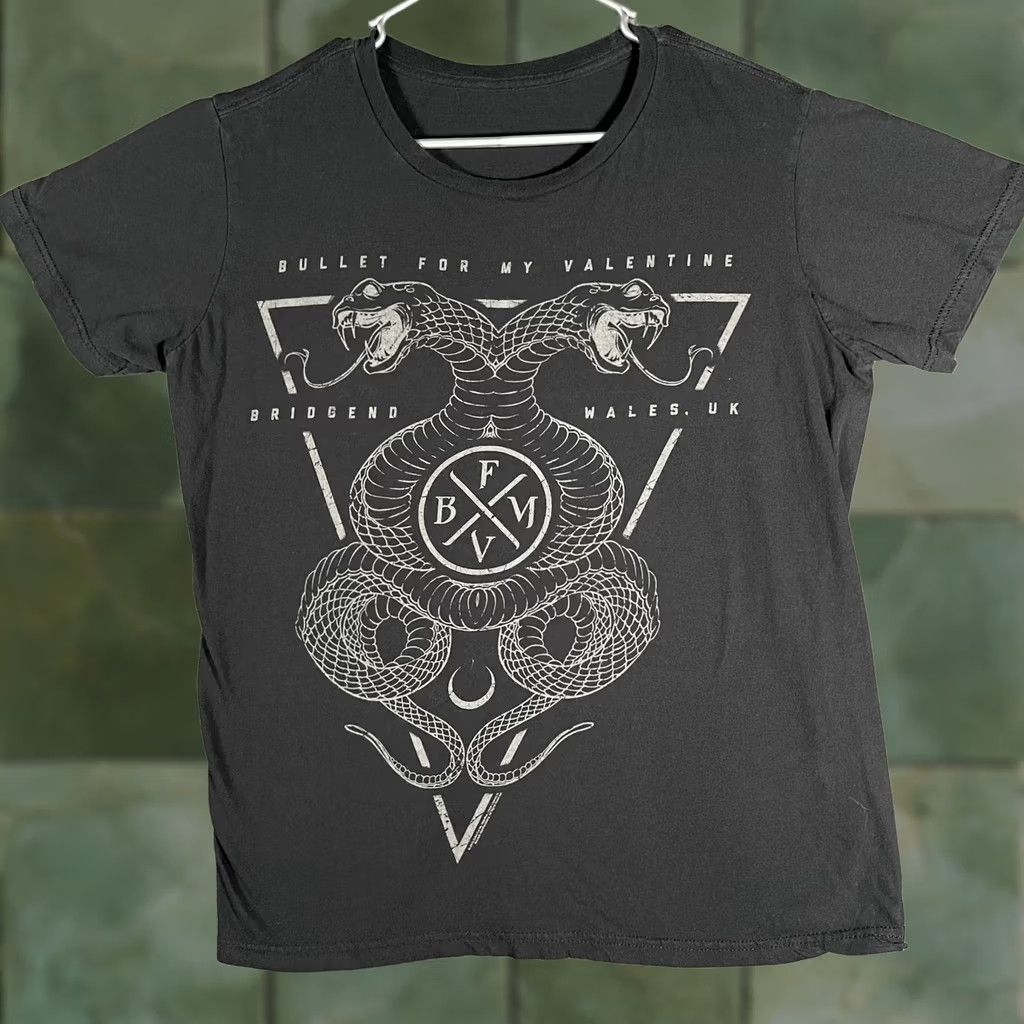 Valentino Bullet For My Valentine Shirt Mens Large Black Snake Bridgend Wales Band Tee Size US L / EU 52-54 / 3 - 1 Thumbnail