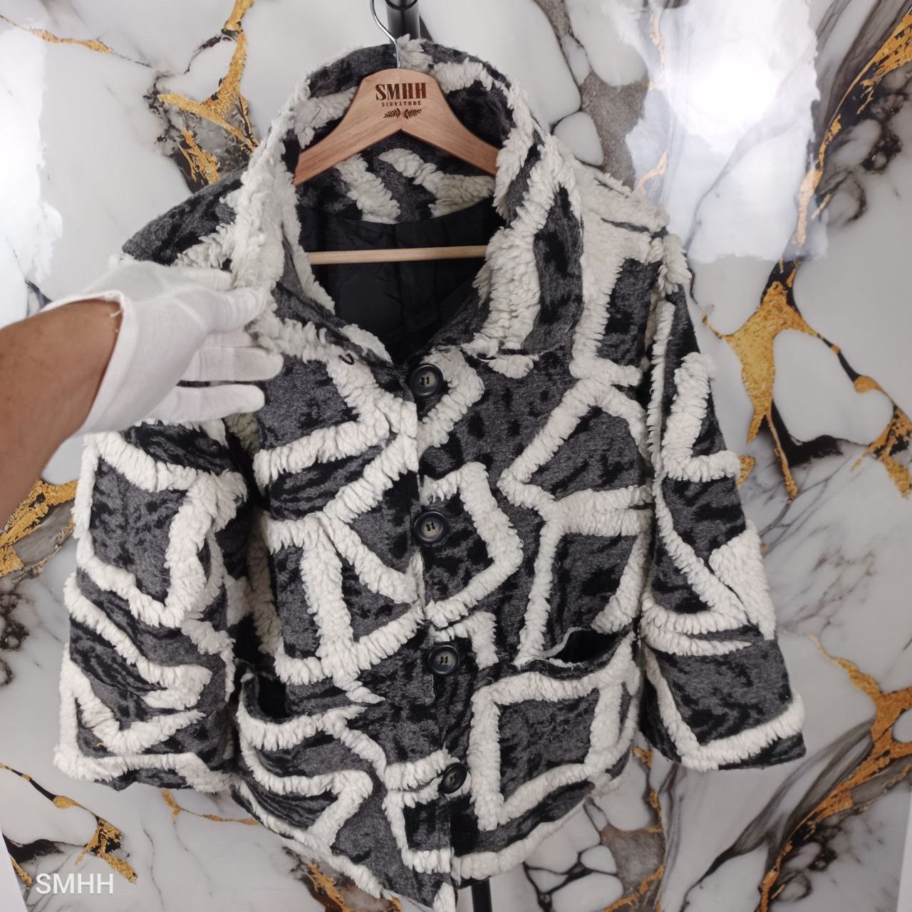 Japanese Brand Luxury Design V.A.N.T.E Faux Fur Jacket Size ONE SIZE - 3 Thumbnail