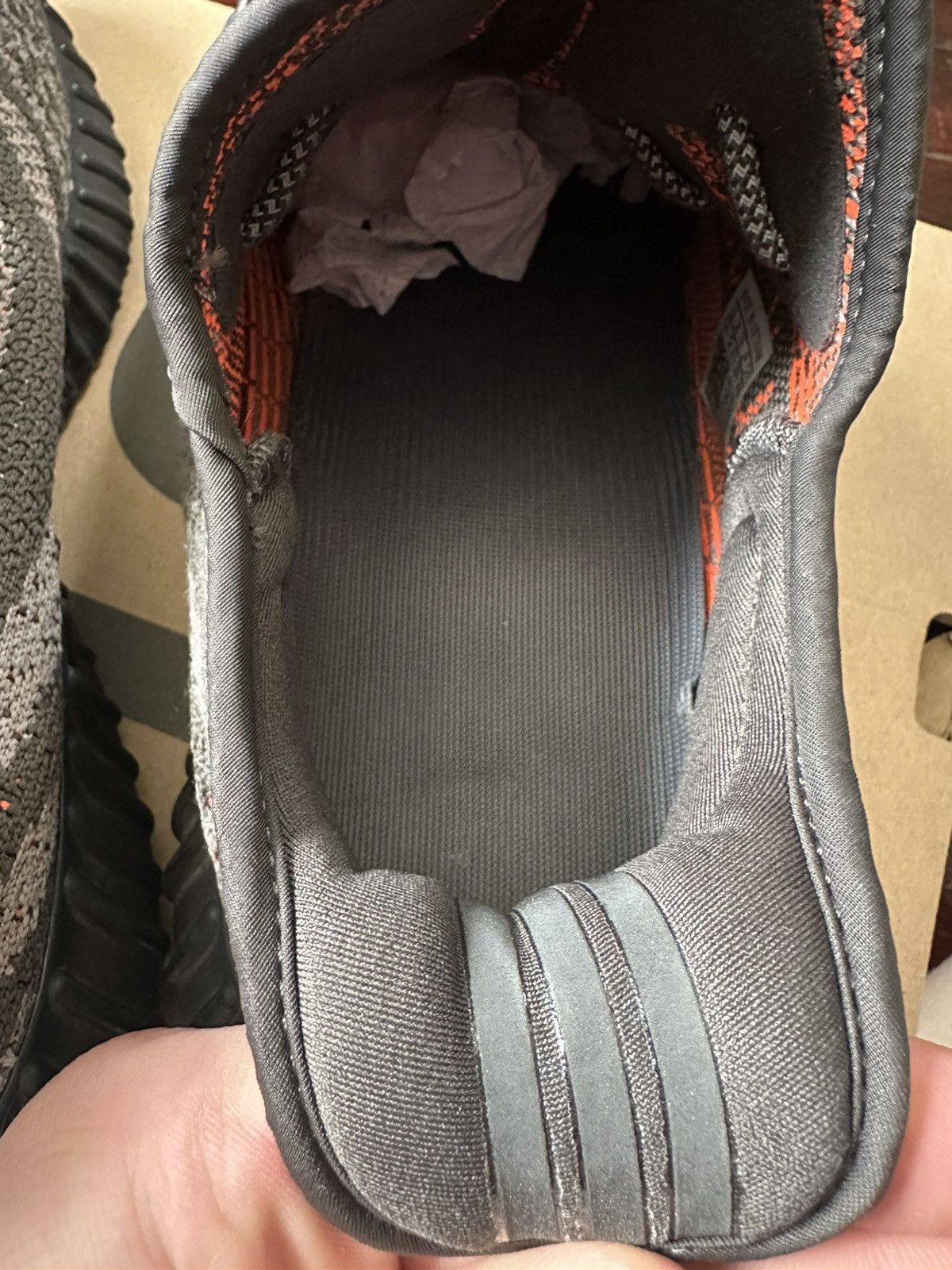 Yeezy ADIDAS YEEZY BOOST 350 V2 CARBON BELUGA 12.5 HQ7045 Size US 12.5 / EU 45-46 - 8 Thumbnail
