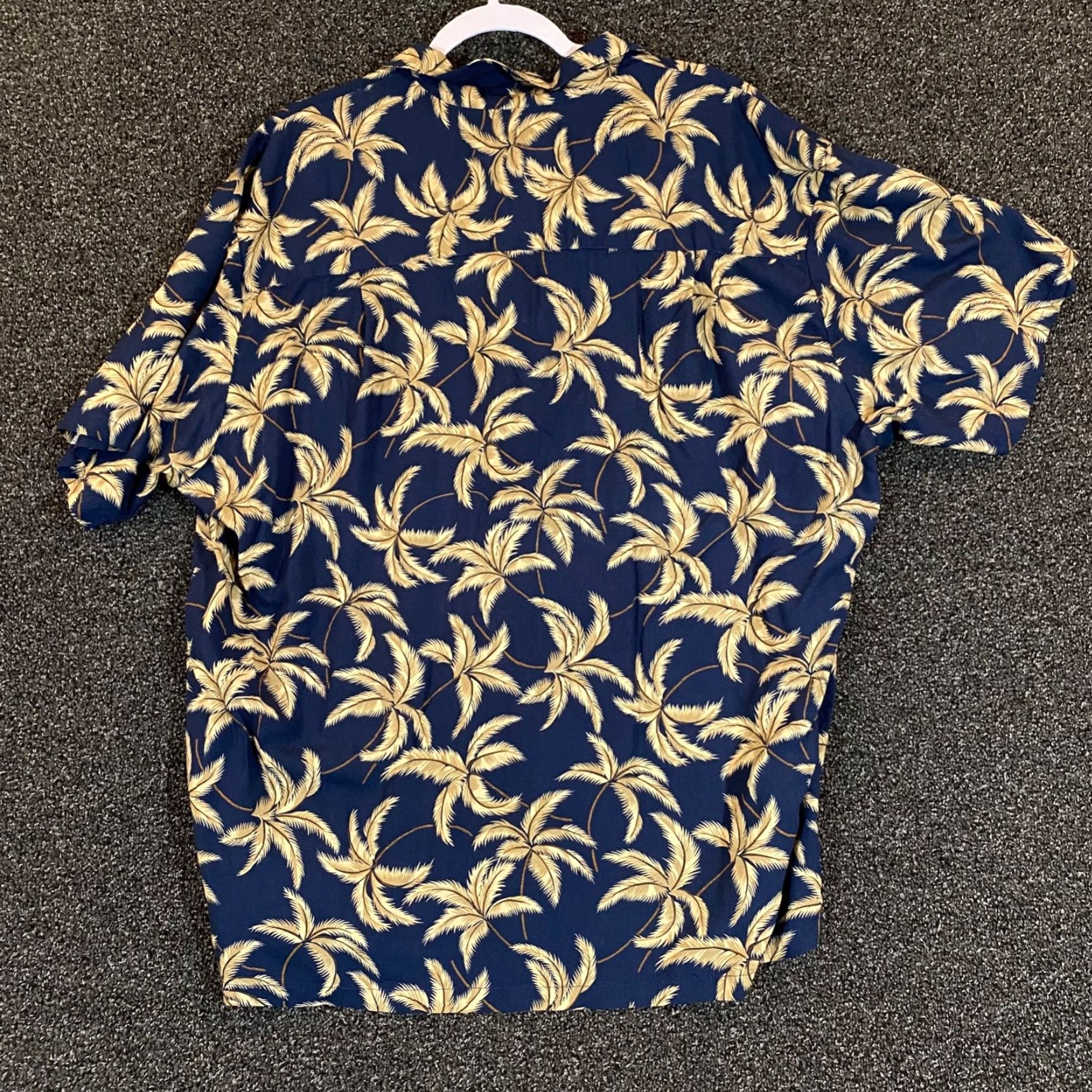 Paradise Found Paradise Found Hawaiian Shirt Mens XL Blue Brown Floral All Over Casual Vacation Shirt Size US XL / EU 56 / 4 - 5 Thumbnail