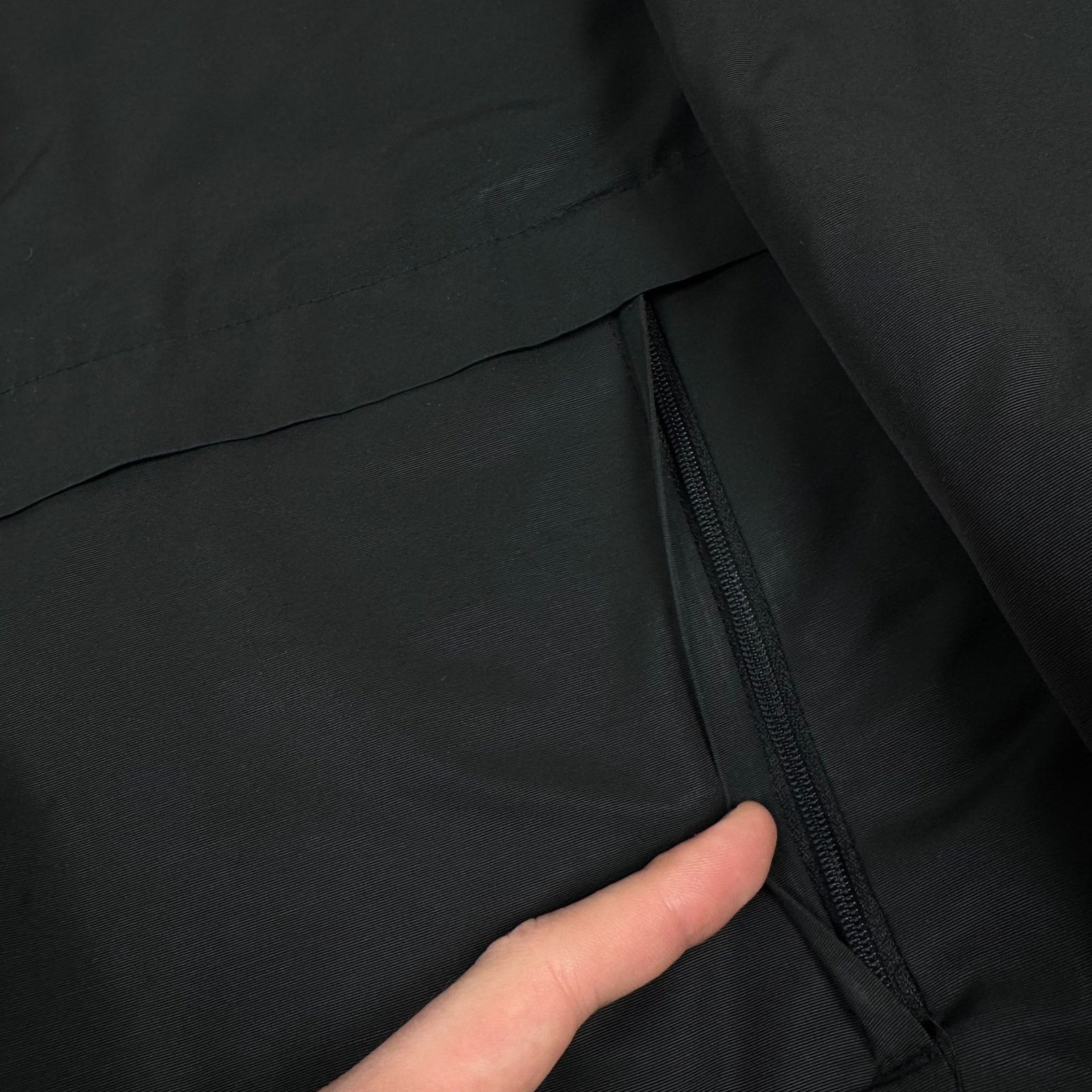Nike × Vintage Nike Men's Black Swoosh Embroidery Full Zip Jacket Medium Size US M / EU 48-50 / 2 - 5 Thumbnail