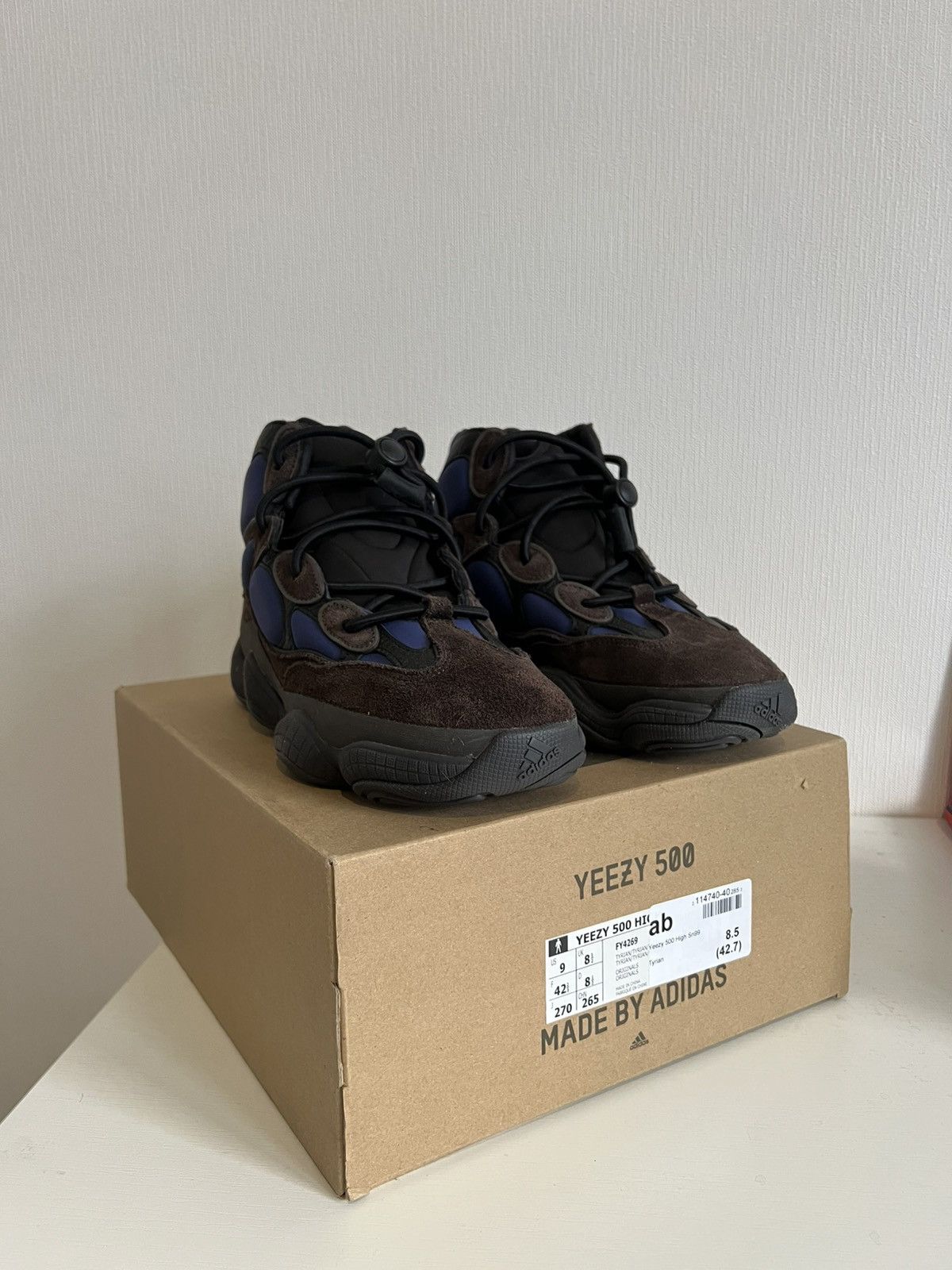 Kanye West Yeezy Boost 500 Hi Rare Size US 9 / EU 42 - 2 Thumbnail