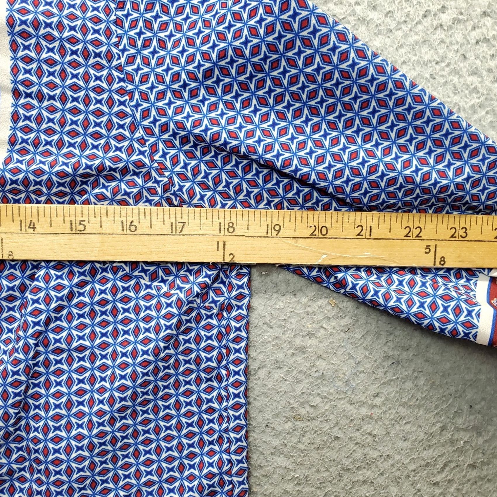 Talbots Talbots Blouse Womens Petite S Multicolor Geometric Side Slit Crew Neck Pullover Size S / US 4 / IT 40 - 5 Thumbnail