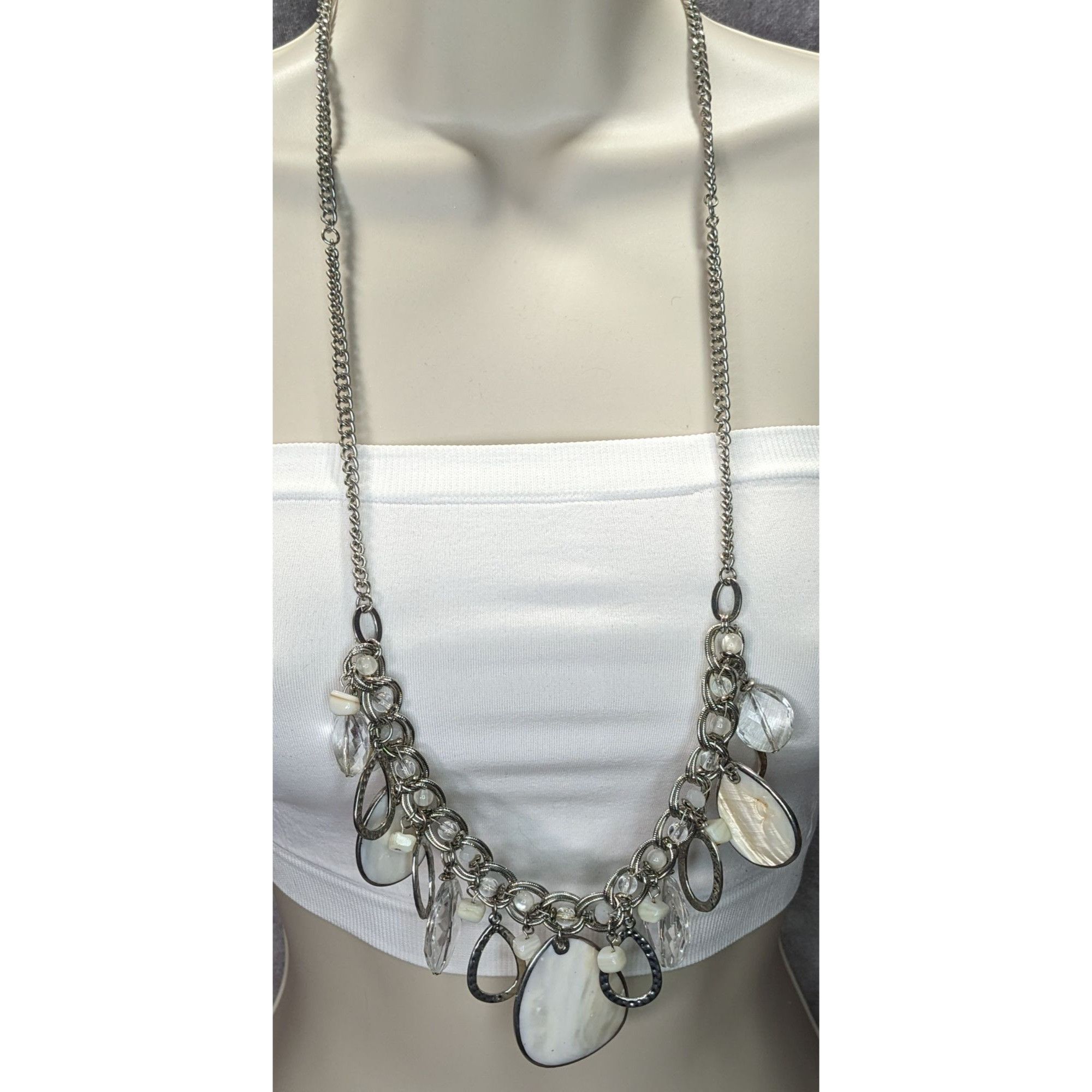 Other Vintage Mermaidcore Mother-Of-Pearl & Clear Glass Charm Neck Size ONE SIZE - 2 Thumbnail