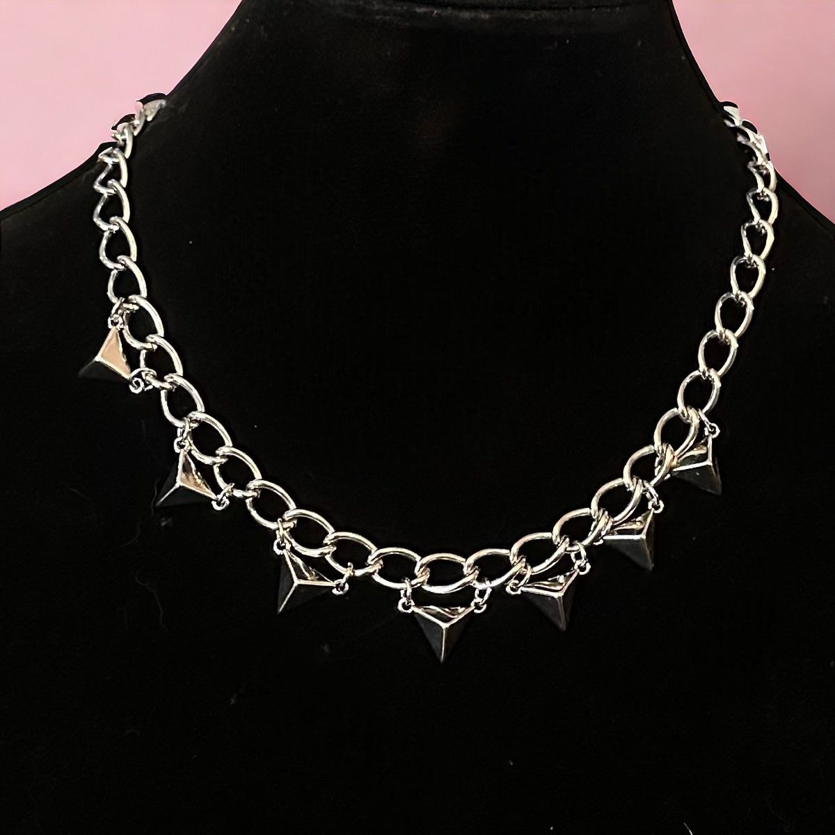 Other Bijoux Stella pyramid charm necklace and earrings set Size ONE SIZE - 1 Thumbnail
