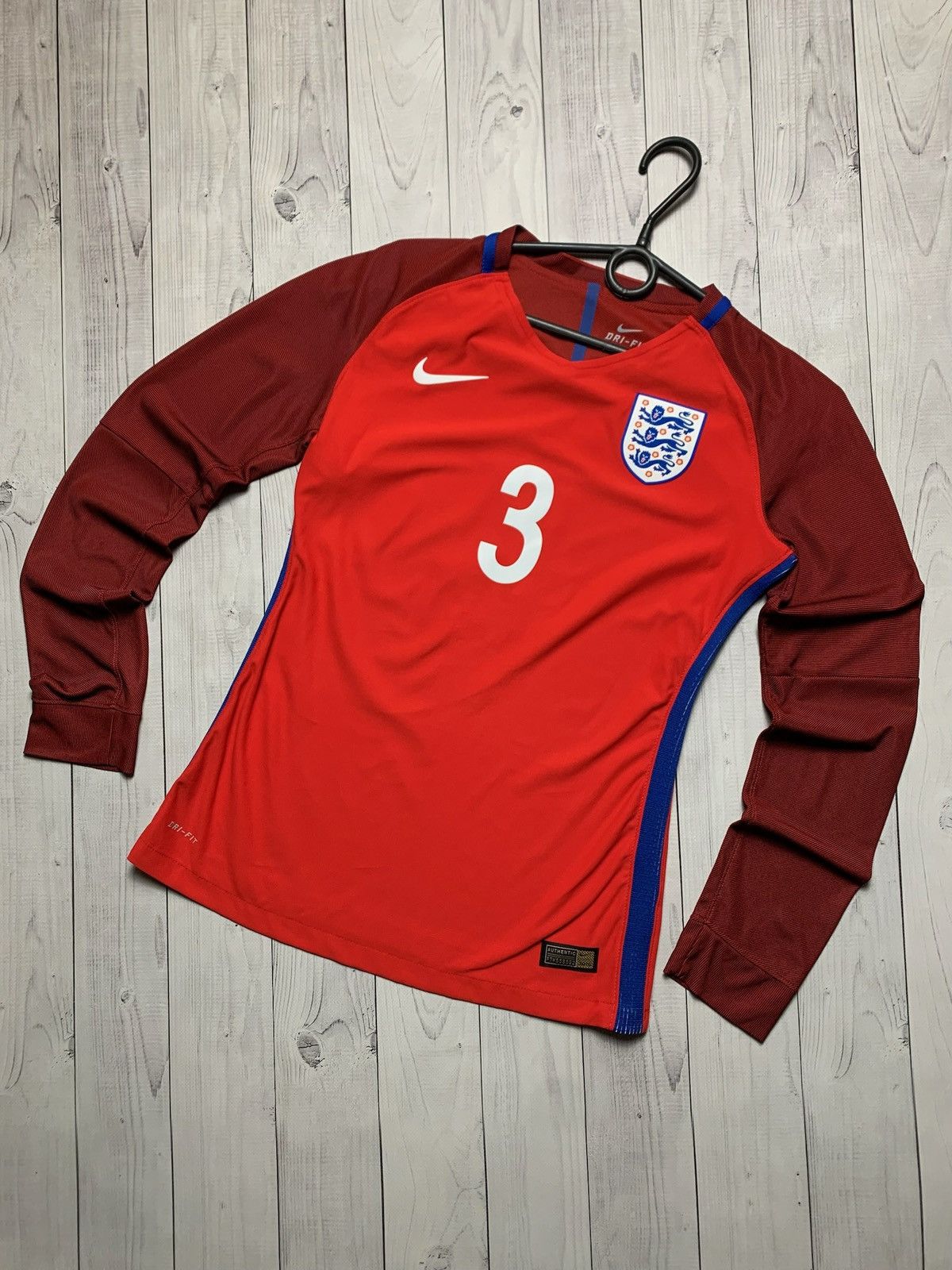 Vintage Vintage Nike England women’s planning soccer jersey size S Size S / US 4 / IT 40 - 1 Thumbnail