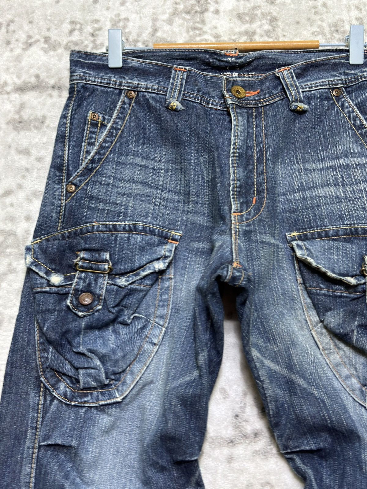 Edwin Edwin K5651 Cargo Pocket Straight Cut Distressed Denim Jeans Size US 31 - 4 Thumbnail