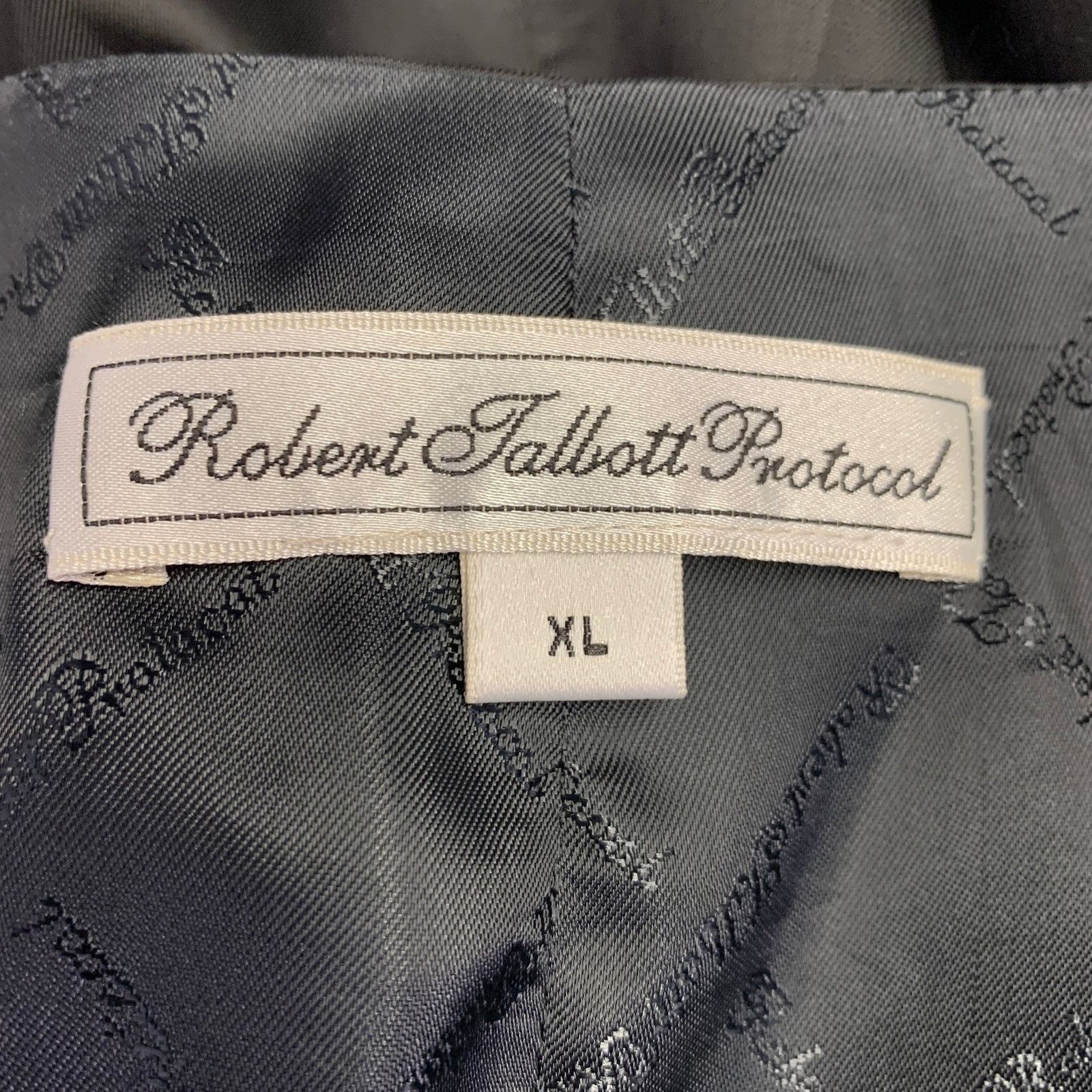 XL Black White Grey Diamond Jacquard Vest