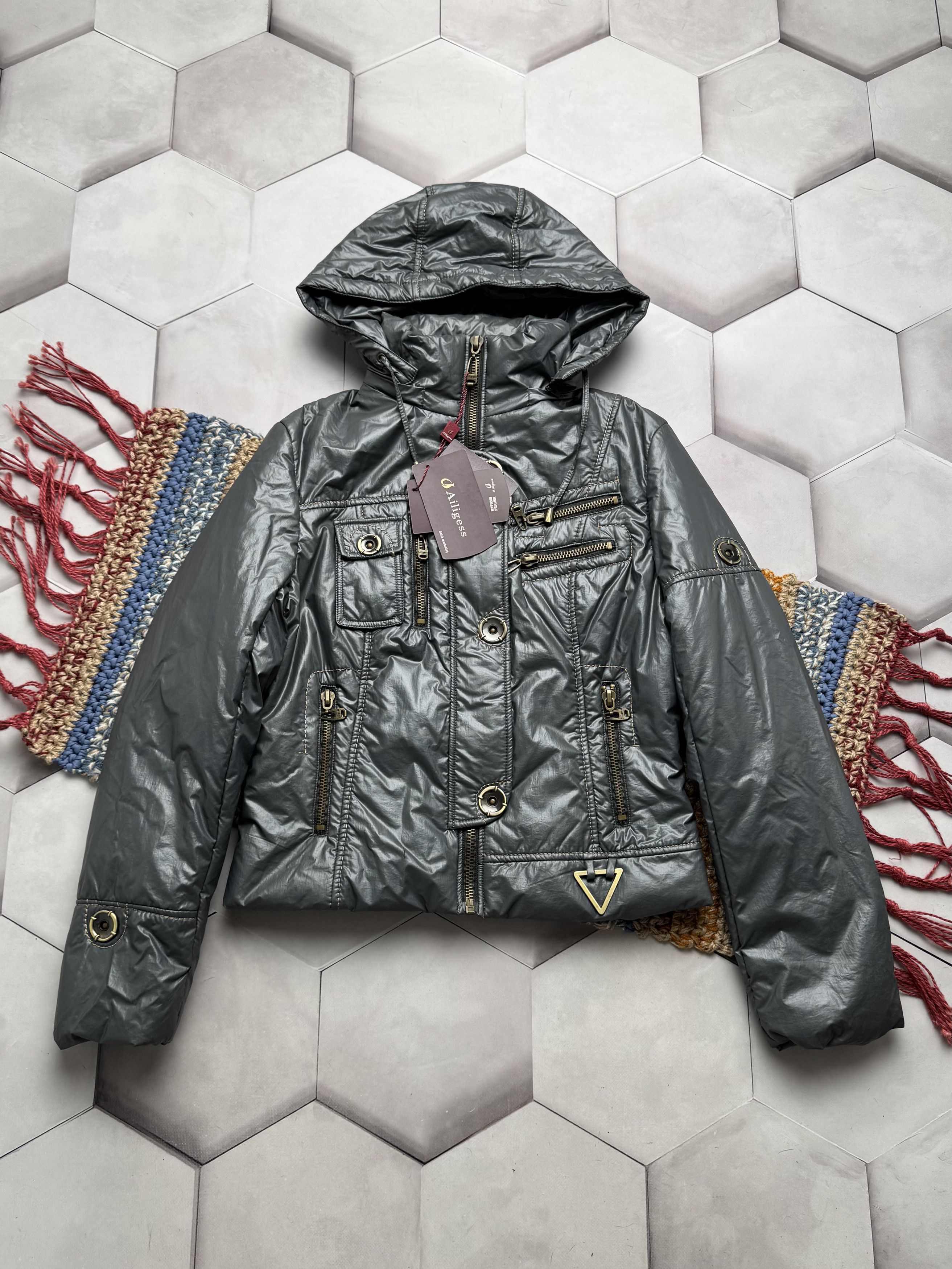 Japanese Brand Vintage Cropped Jacket (E4) Size M / US 6-8 / IT 42-44 - 1 Thumbnail
