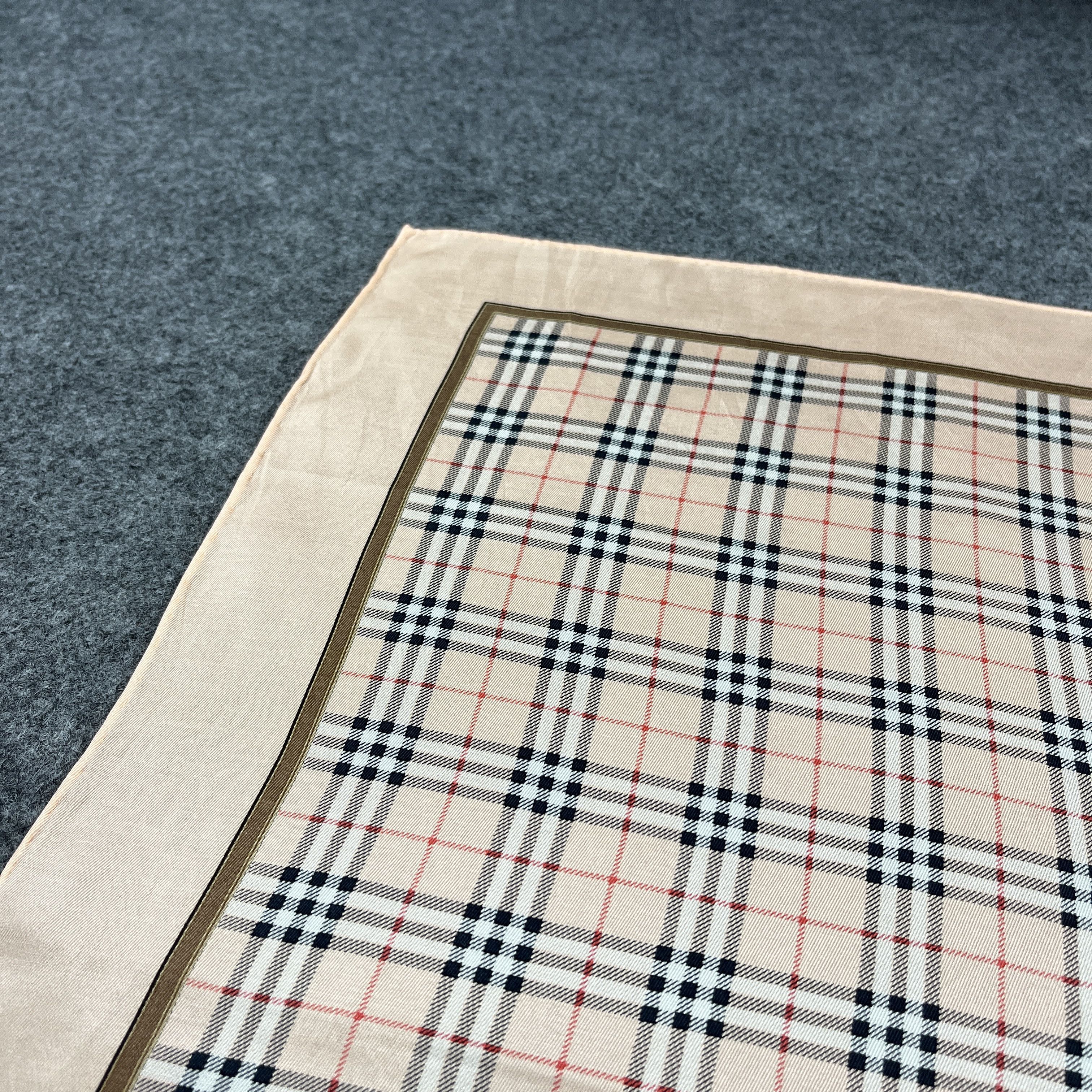 Burberry Burberry Handkerchief / Bandana / Neckerchief B999 Size ONE SIZE - 7 Thumbnail