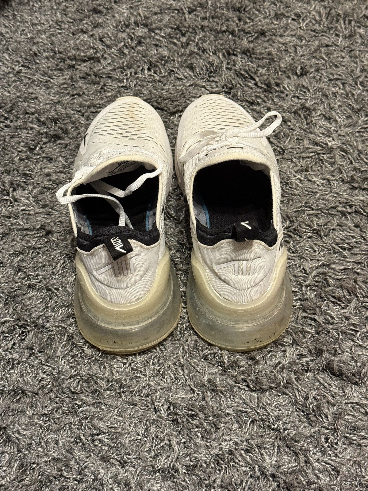 Nike Nike AirMax 270 Size US 8 / EU 41 - 3 Thumbnail