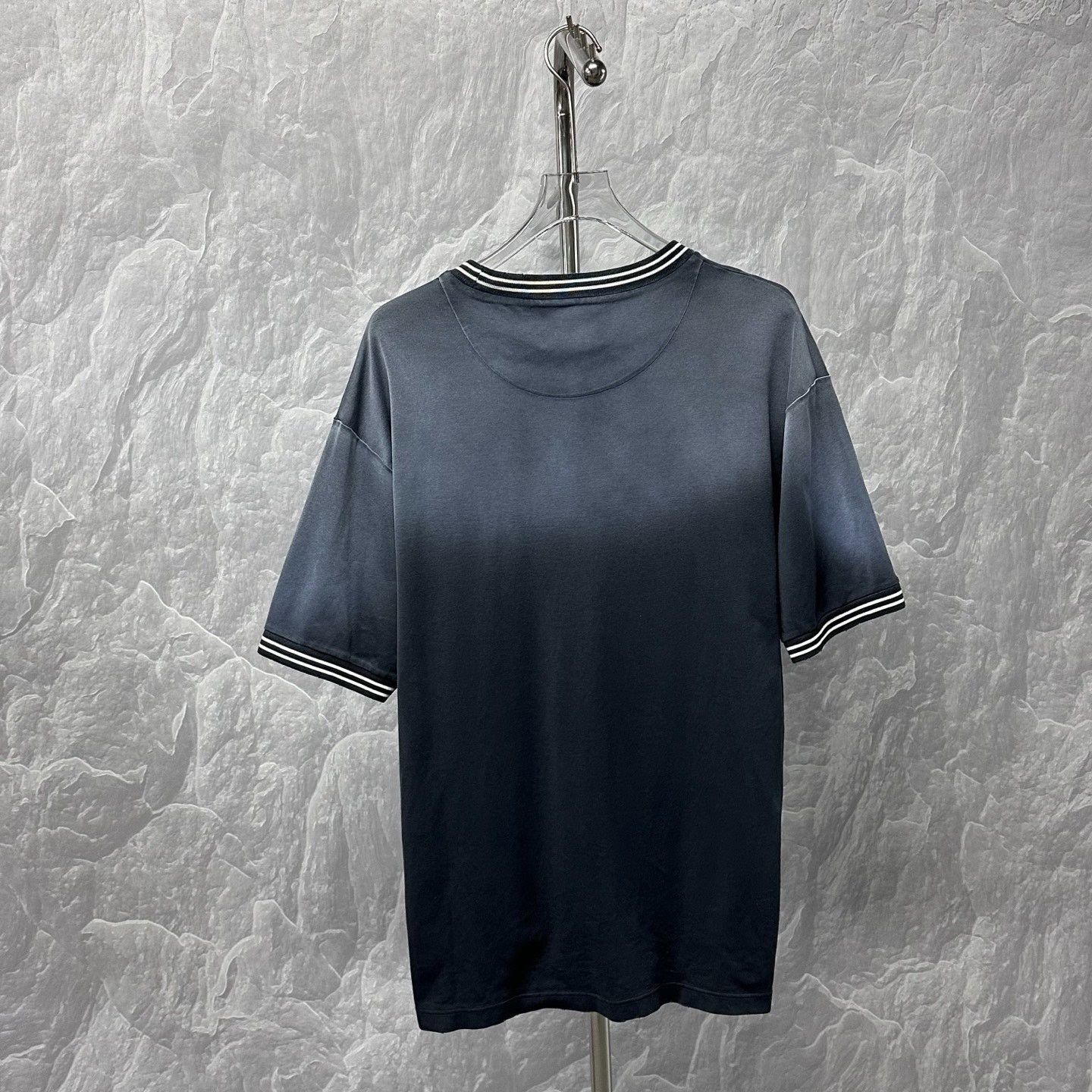 Prada Prada FW24 Distressed Stripe Pocket Print Short Sleeve Size US XXL / EU 58 / 5 - 4 Thumbnail