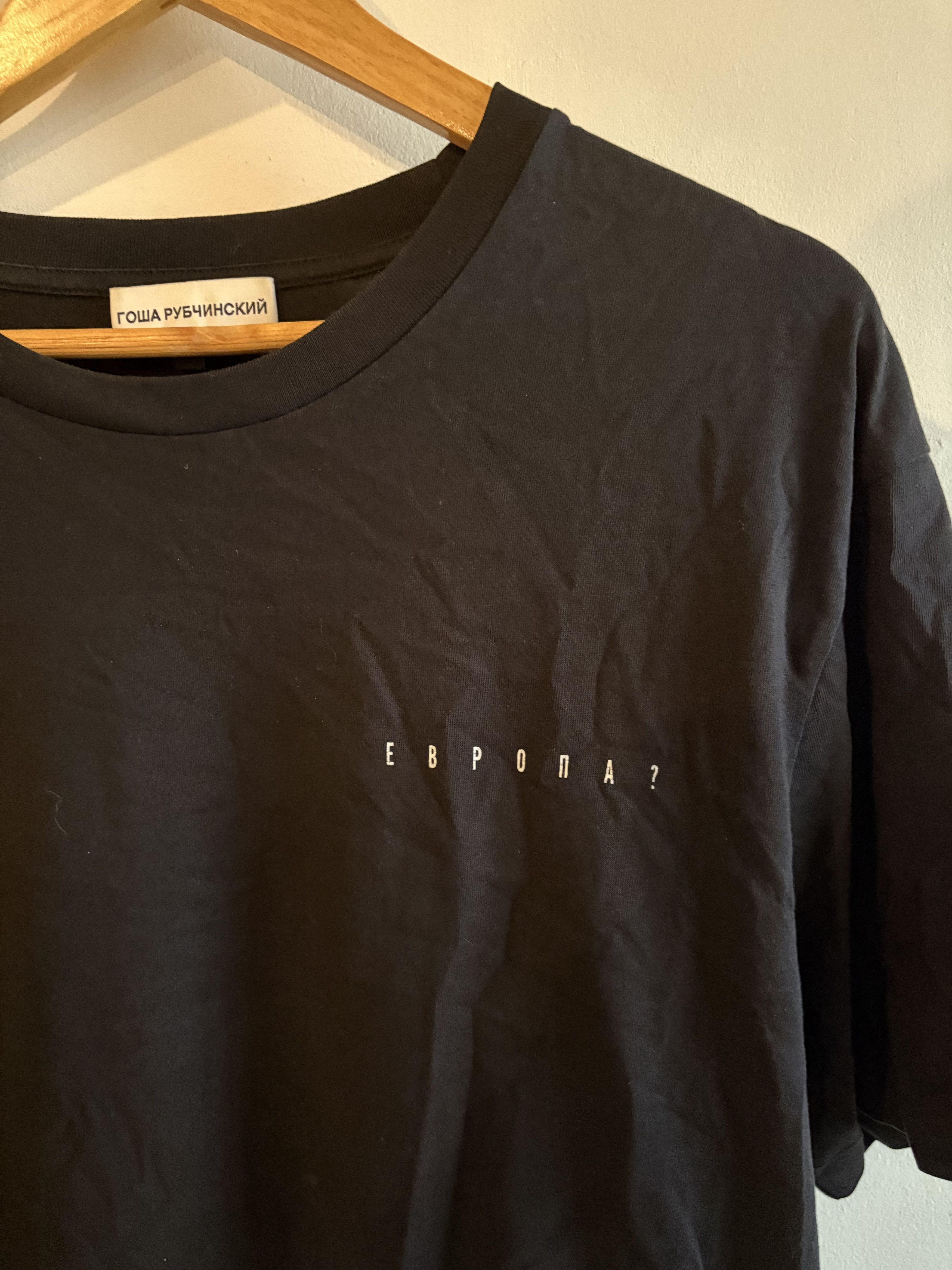 Gosha Rubchinskiy Gosha Rubchinskiy Black T Shirt Size US XL / EU 56 / 4 - 2 Thumbnail