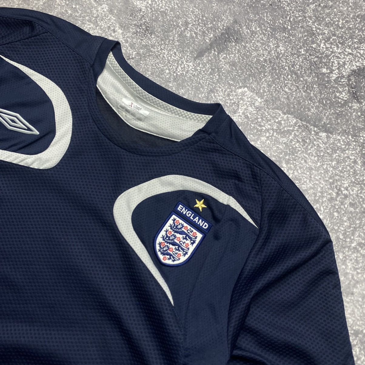 Umbro Vintage Umbro England Team 2000’s Soccer jersey Size US XL / EU 56 / 4 - 3 Thumbnail