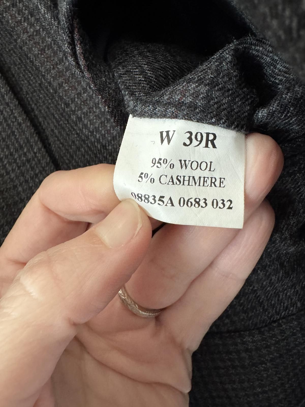 Jos. A. Bank Jos. A. Bank Men's Gray Houndstooth Blazer and Pants-44R Size 44R - 9 Thumbnail