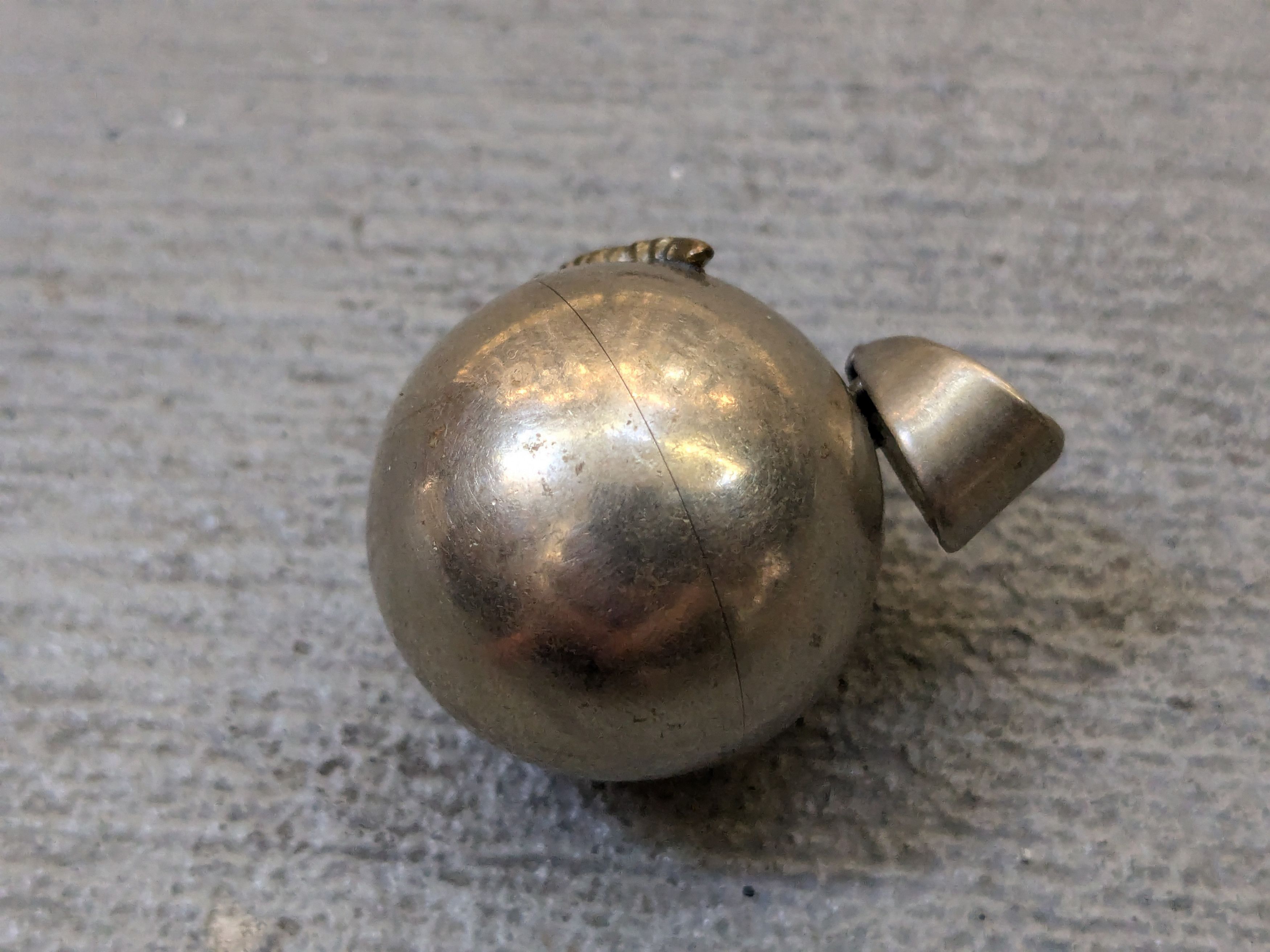 Vintage Vintage Alpaca Silver Chime Pendant Angel Sphere Bell Brass Size ONE SIZE - 2 Thumbnail