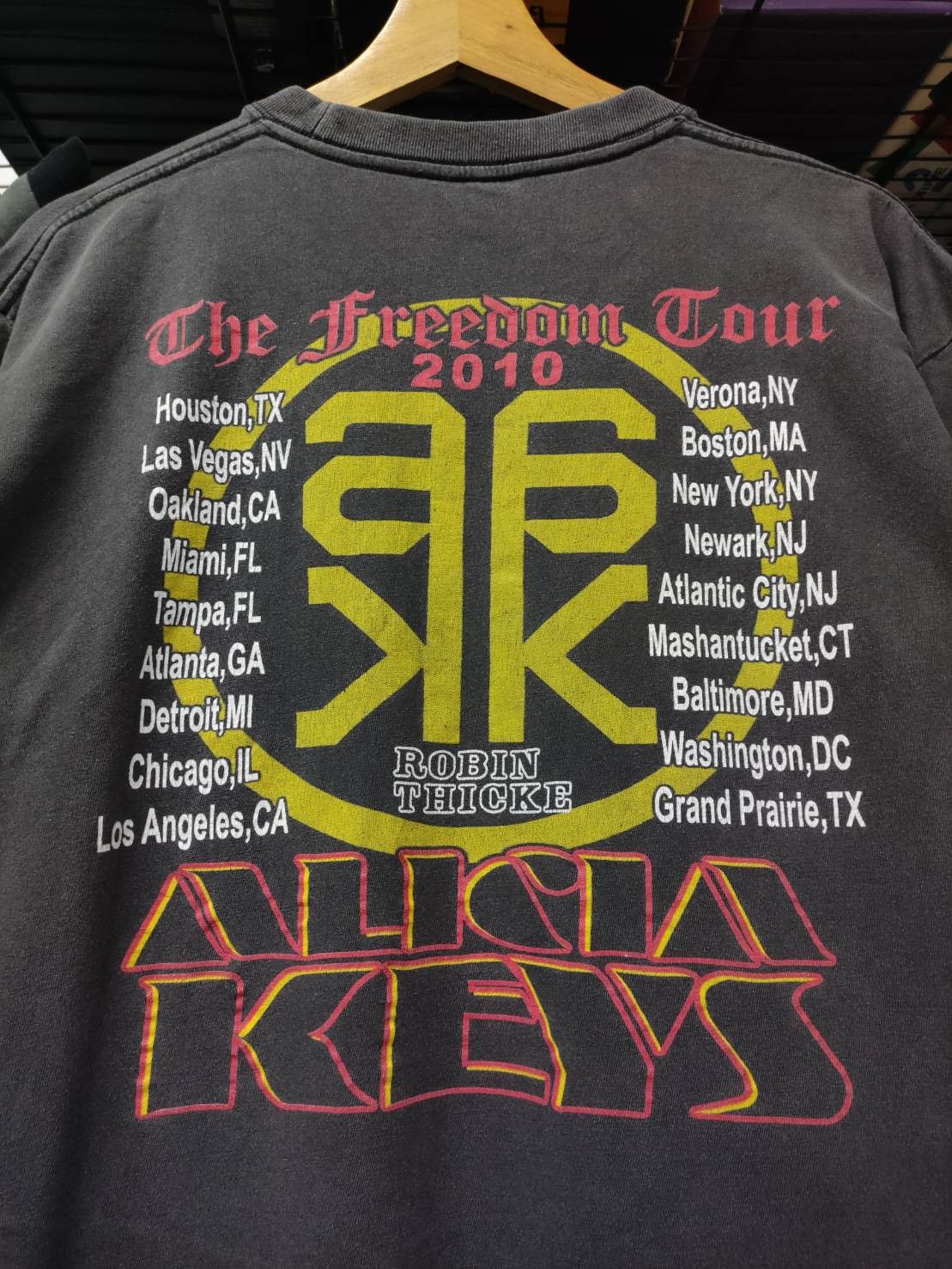 Rap Tees Vtg Alicia Keys The Freedom Tour Promo T-Shirt Size US L / EU 52-54 / 3 - 12 Thumbnail