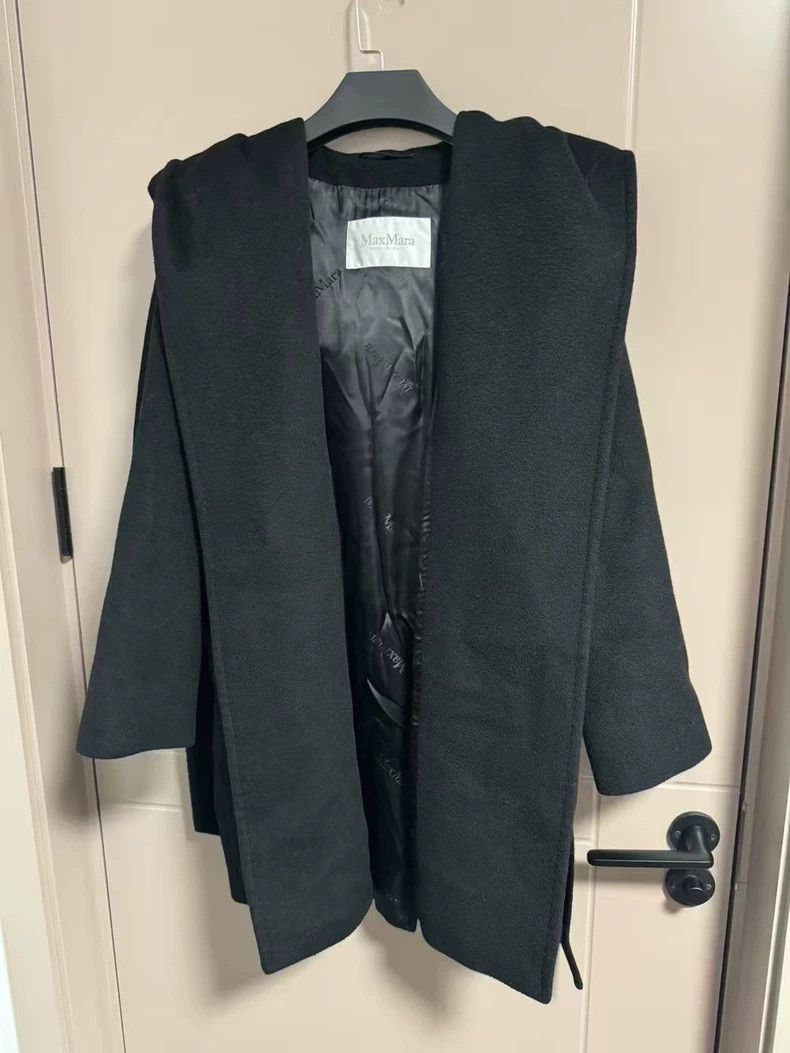 Max Mara Max Mara Black hooded belt cashmere coat jacket Size S / US 4 / IT 40 - 1 Thumbnail