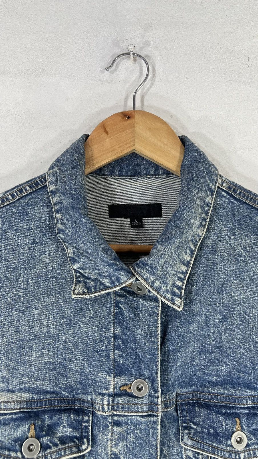 Uniqlo Uniqlo Crop Top Denim Jacket Size L / US 10 / IT 46 - 3 Thumbnail