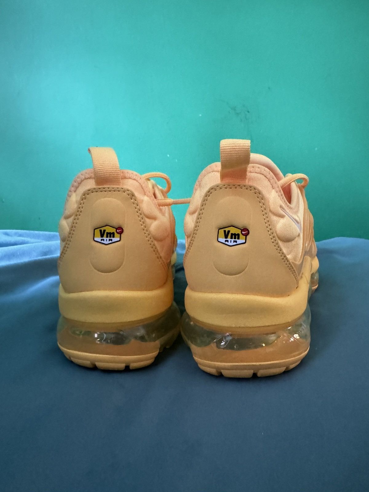 Nike Nike Air Vapormax Plus Yolk 2021 Size US 8.5 / IT 38.5 - 3 Thumbnail