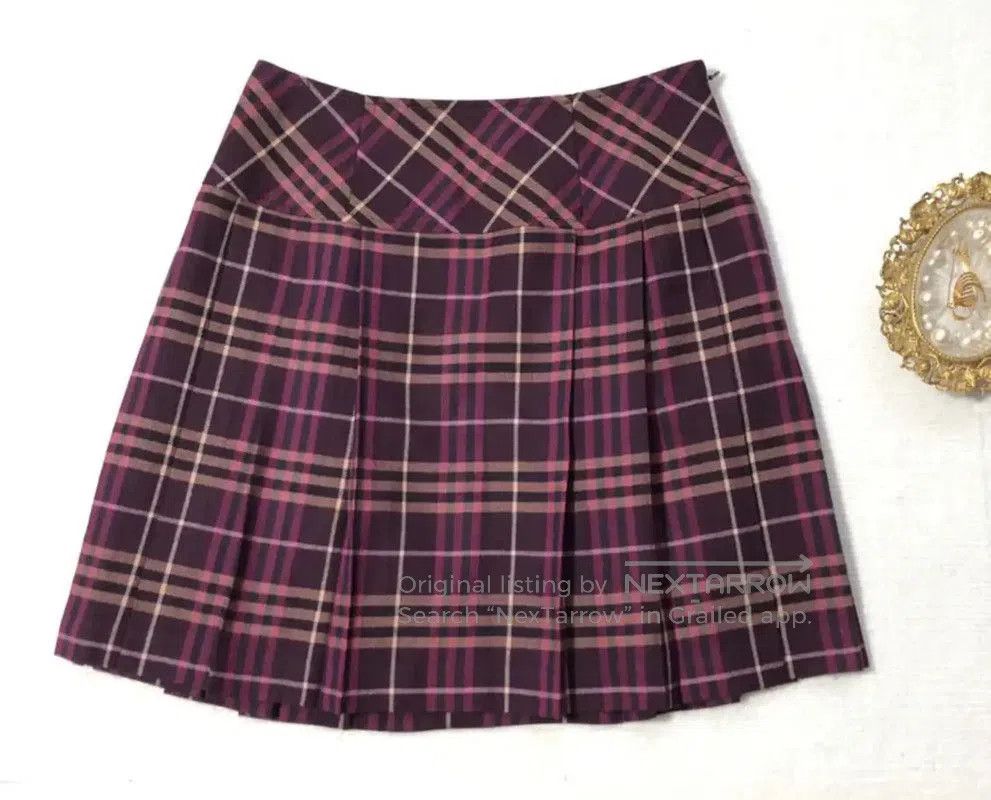 Burberry Burberry Purple Wool Women's Short Skirt. Size 23" - 5 Thumbnail