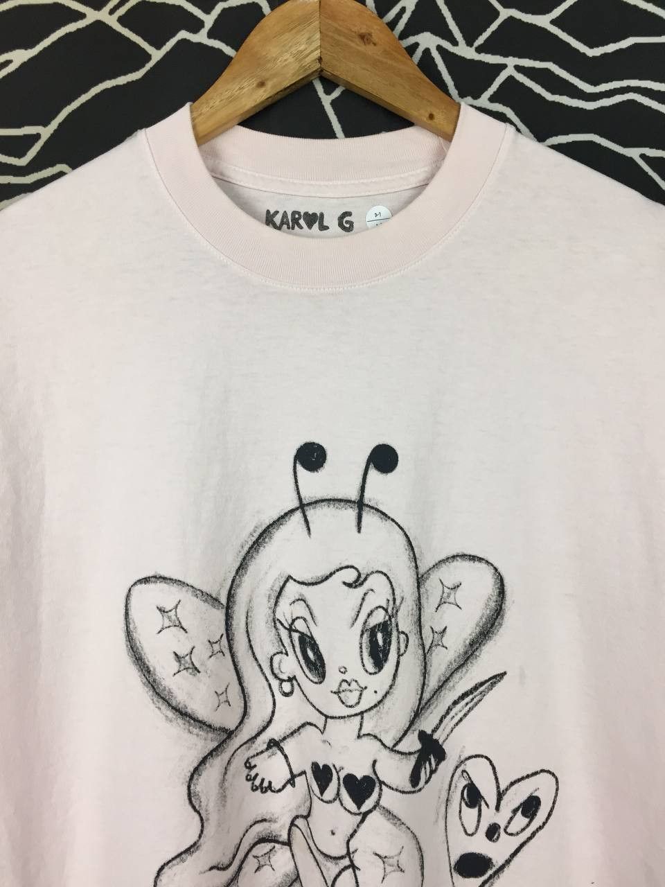 Band Tees Karol G Mañana Será Bonito Bichota Season Official Merch Tee Size US M / EU 48-50 / 2 - 3 Thumbnail