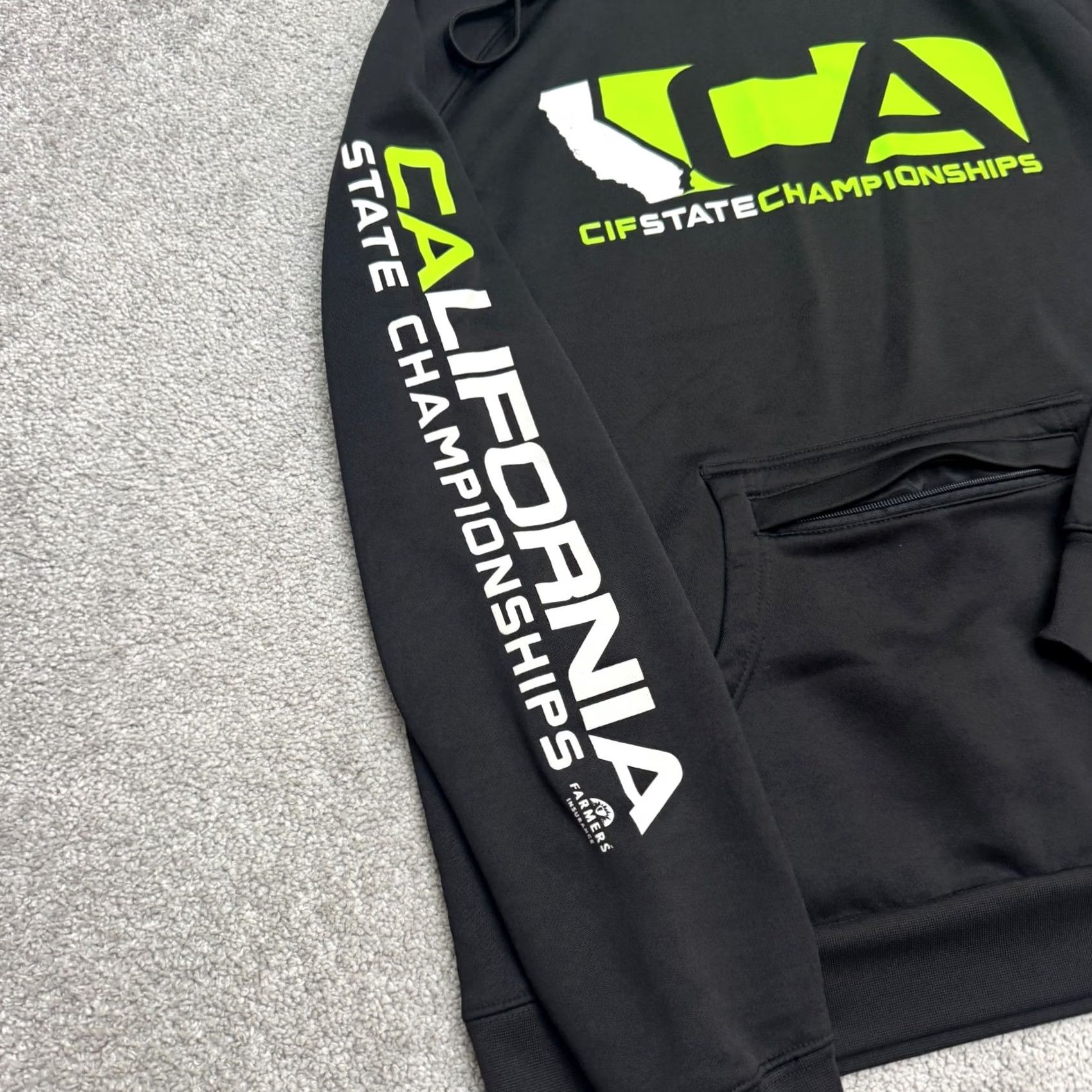 Vintage Expedition Series Hoodie Men L Black Logo Pullover Sweatshirt Size US L / EU 52-54 / 3 - 4 Thumbnail