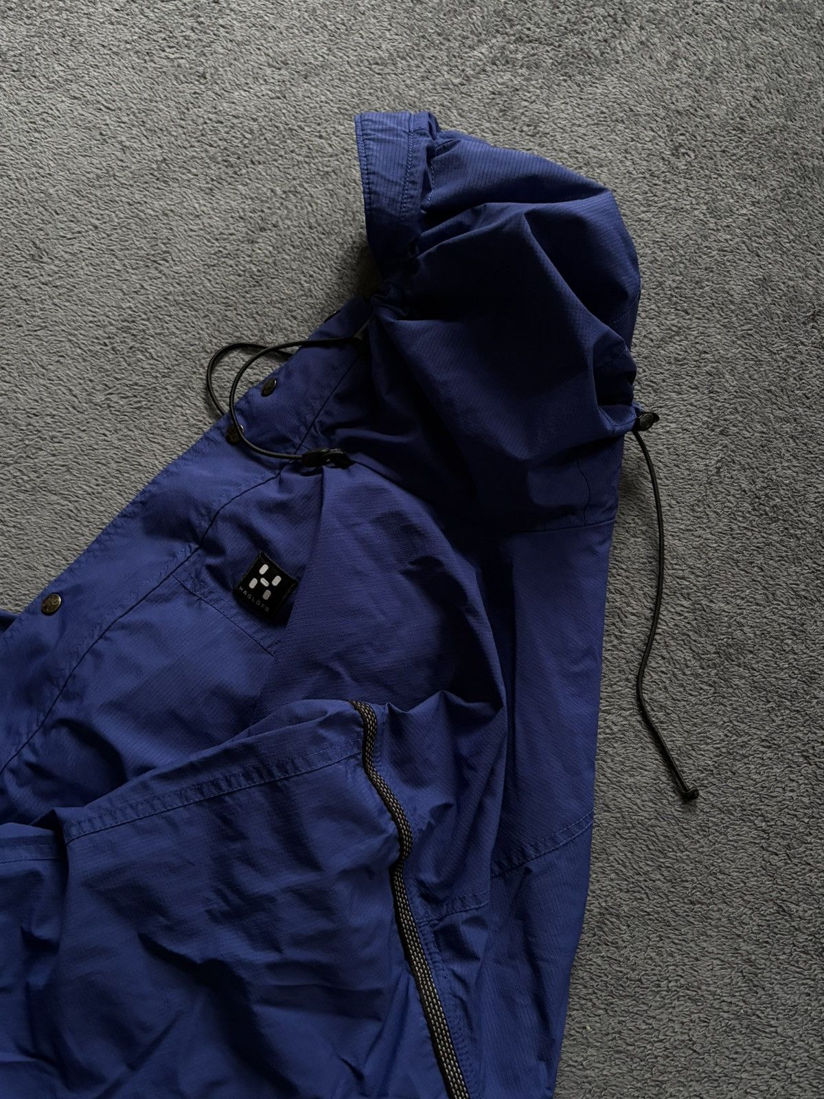 Haglofs 00s Haglofs Vintage Oversized Windstopper Waterproof Jacket Size US L / EU 52-54 / 3 - 8 Thumbnail