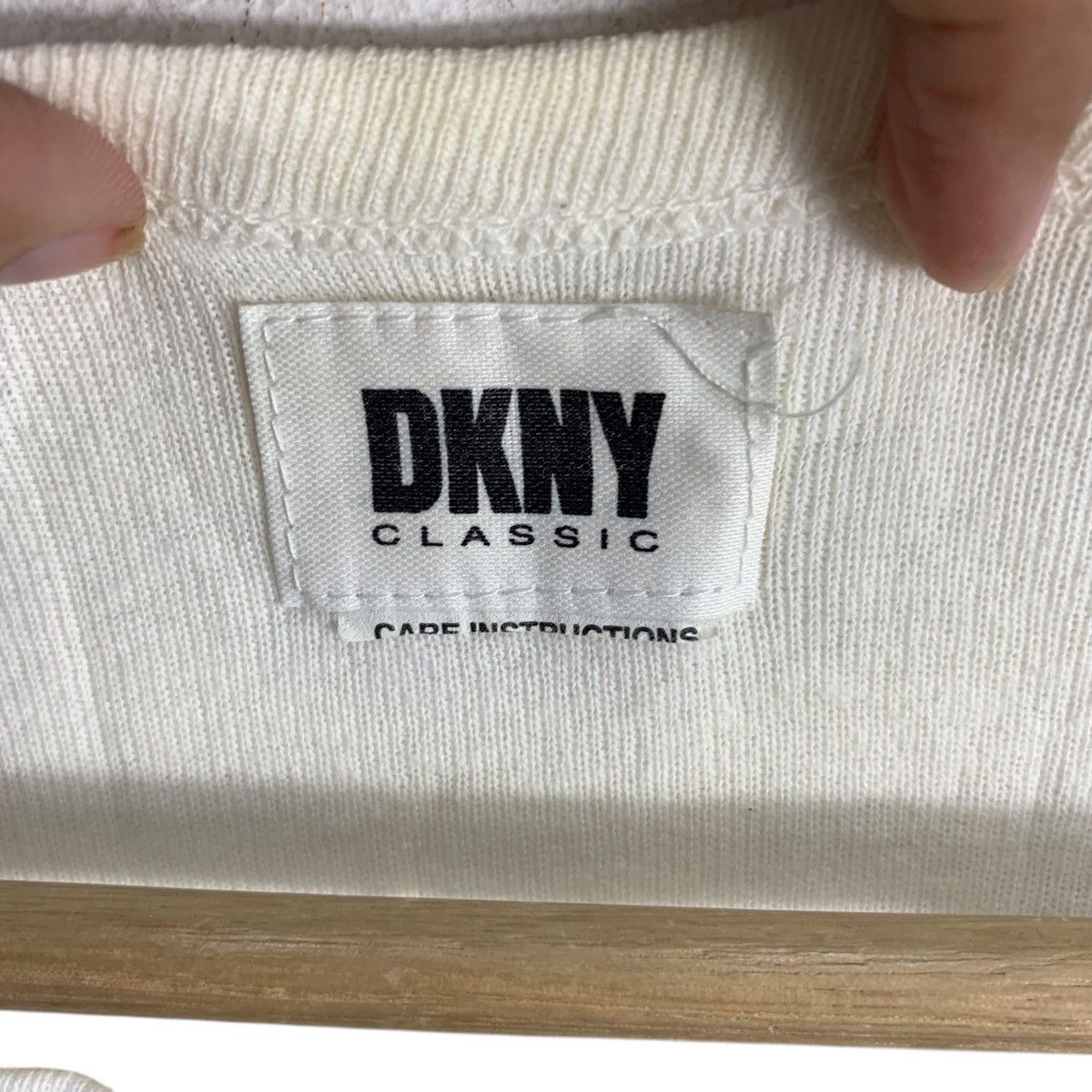 DKNY DKNY CLASSIC Donna Karan New York Logo Tee Shirt Top Size XS / US 0-2 / IT 36-38 - 5 Thumbnail