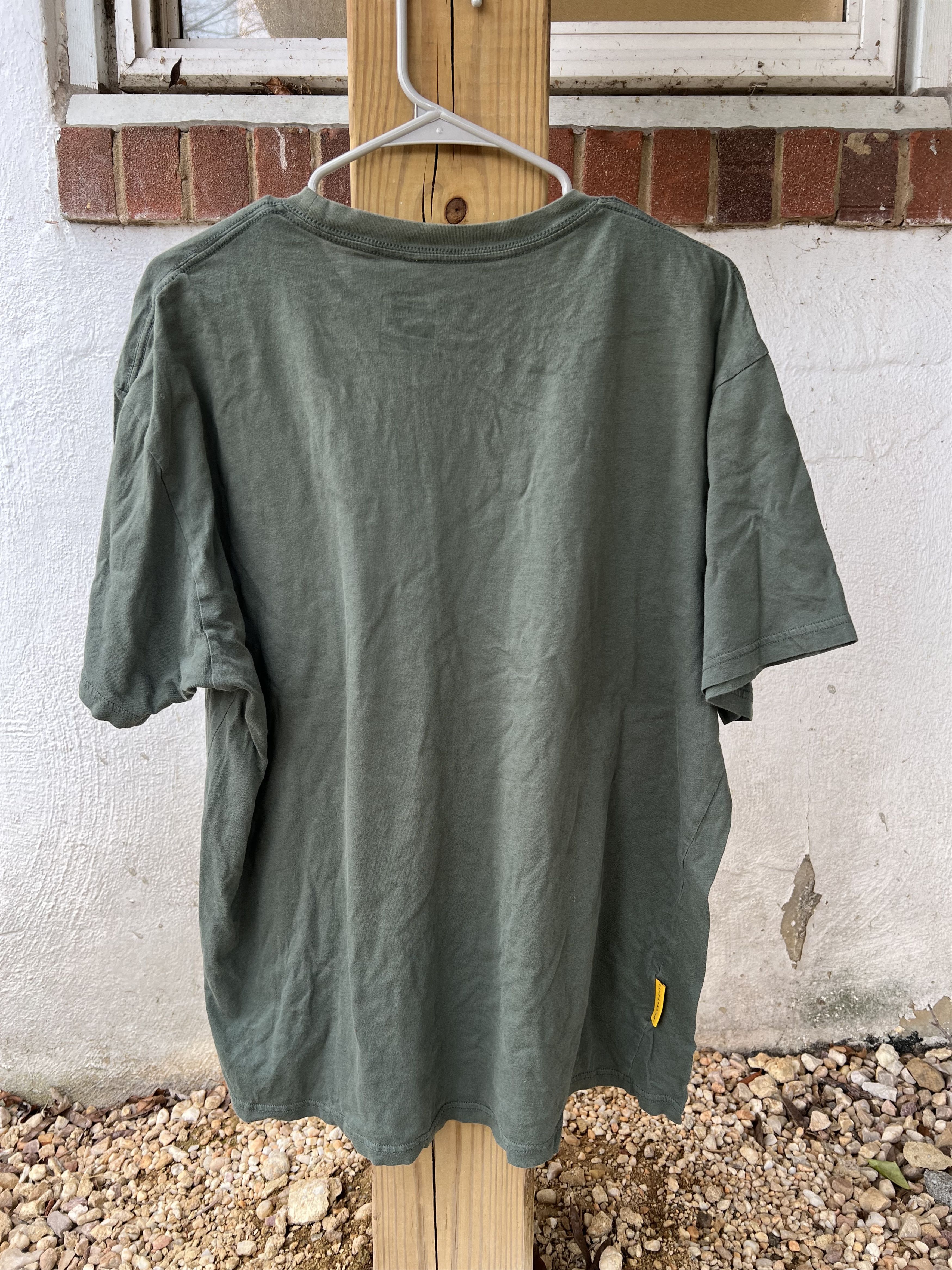 Nike Army Green Live Strong T-Shirt Size US XL / EU 56 / 4 - 5 Thumbnail