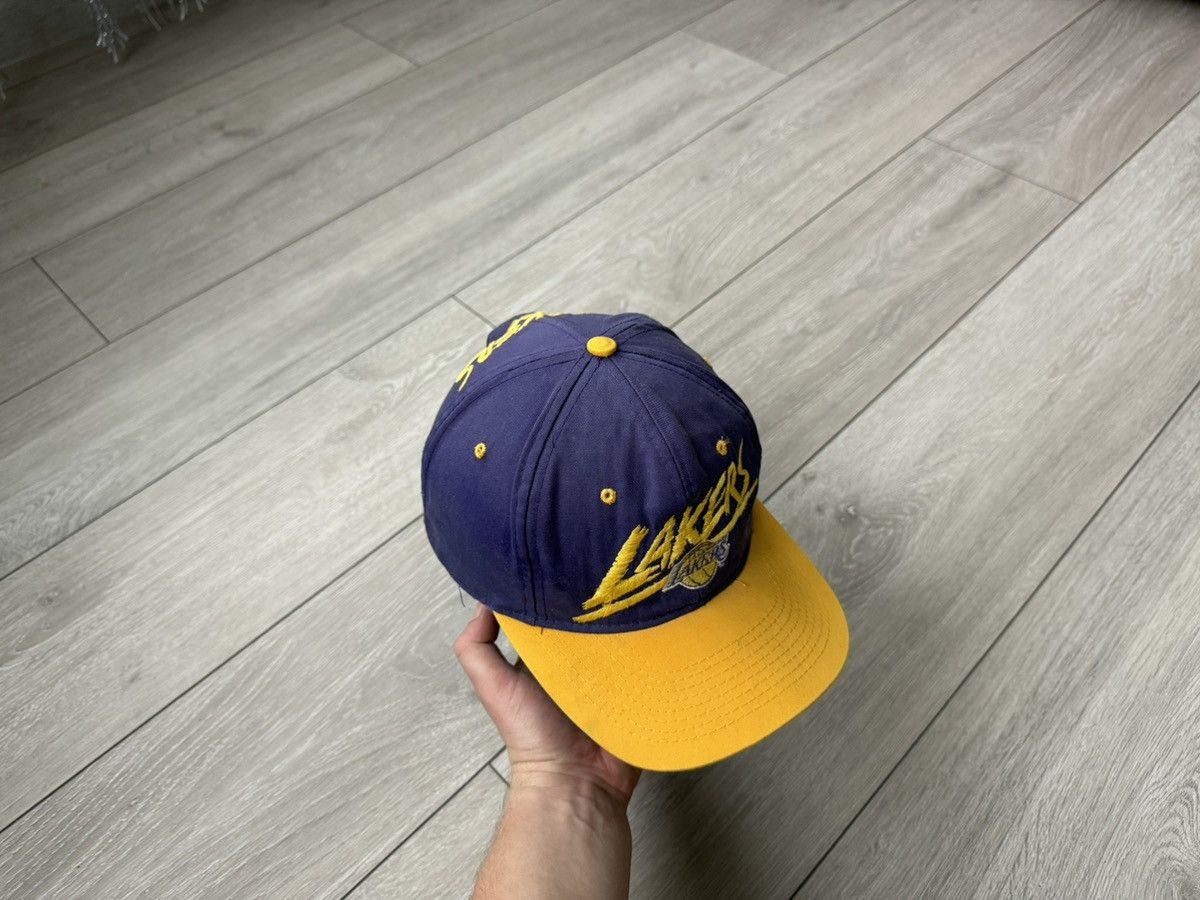 NBA 90s Vintage Lakers Cap Size ONE SIZE - 2 Thumbnail