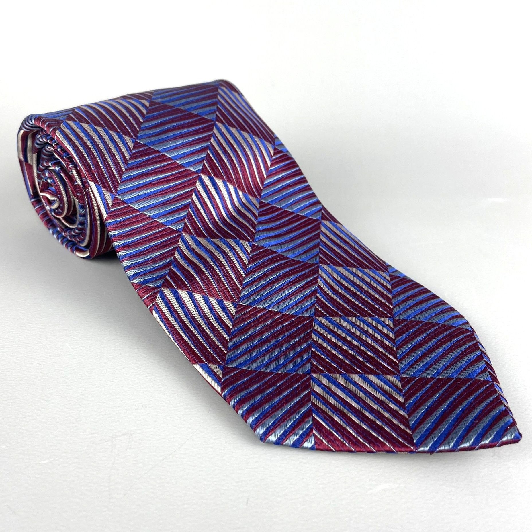 Jhane Barnes Jhane Barnes Burgundy Red Geometric Diamond Print Silk Tie Size ONE SIZE - 3 Thumbnail