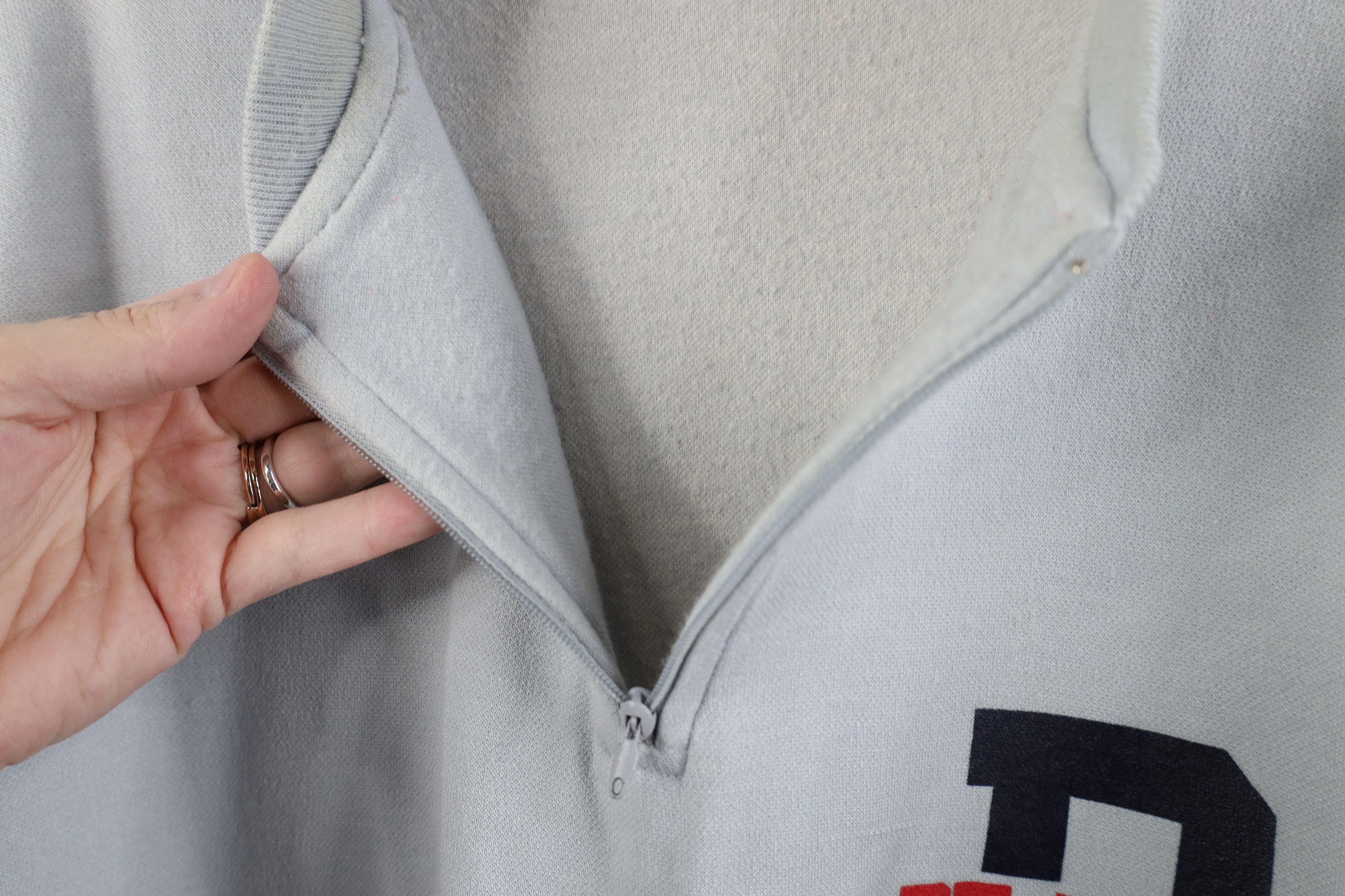 Champion Vintage 80s Champion University Short Sleeve Sweatshirt Size US XL / EU 56 / 4 - 8 Thumbnail