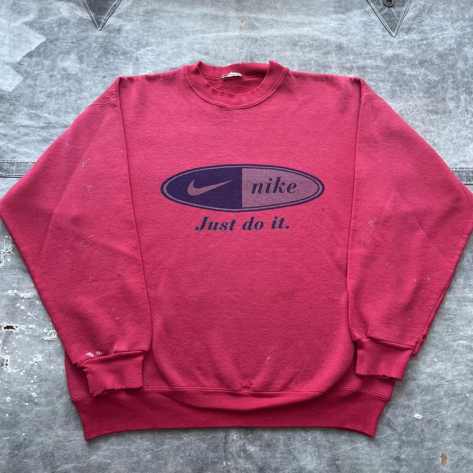 Nike × Vintage Vintage 90s Nike Distressed Faded Skater Grunge Sweatshirt Size US L / EU 52-54 / 3 - 1 Thumbnail