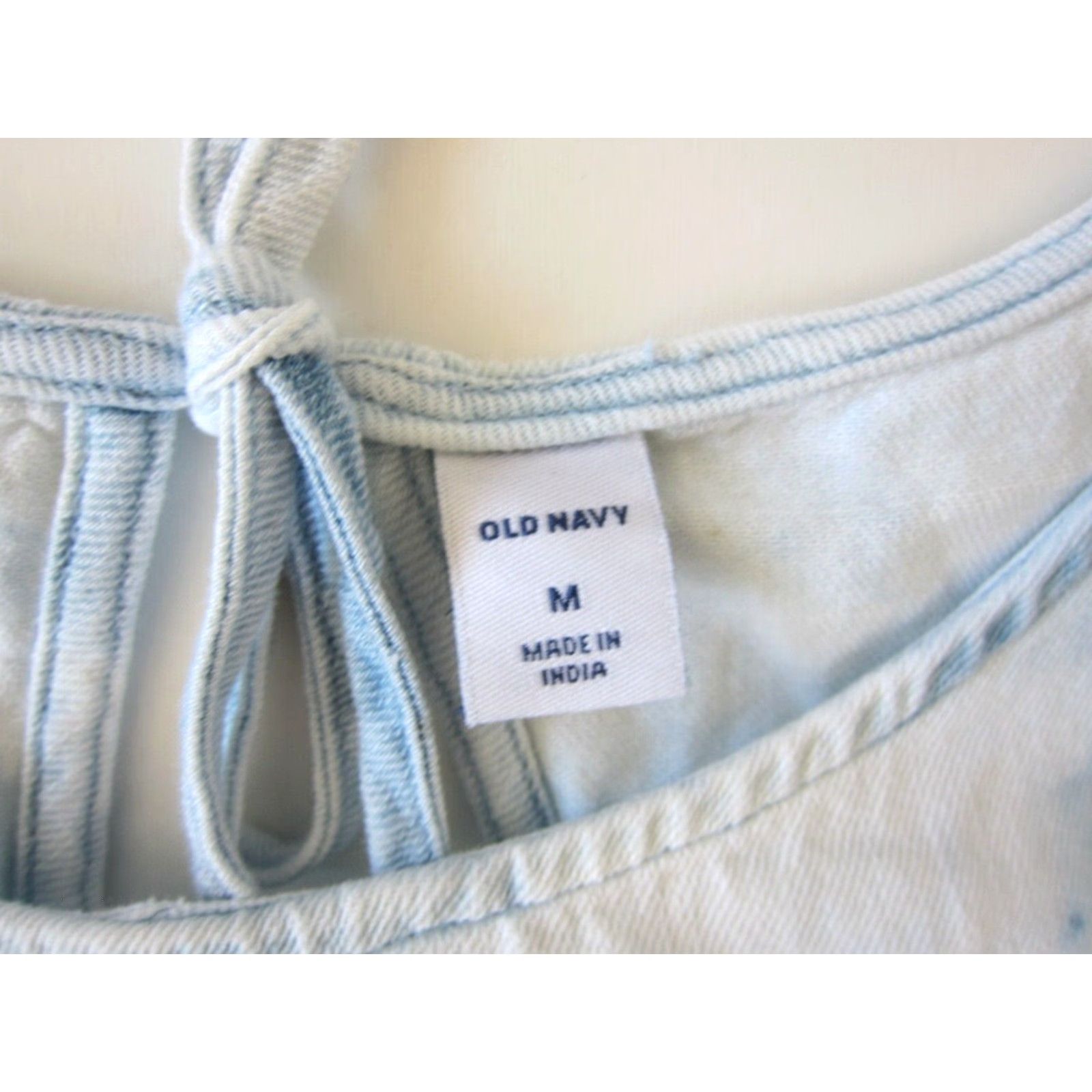 Old Navy Old Navy 100% Cotton Blue Denim Tunic Blouse Women Medium Denim? Size M / US 6-8 / IT 42-44 - 4 Thumbnail