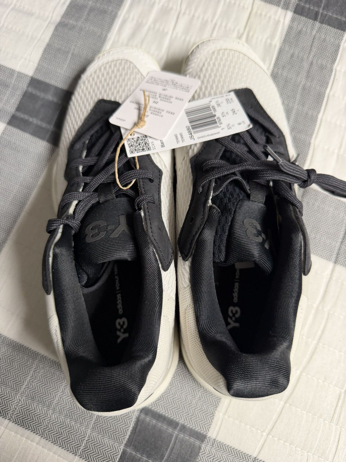 Y-3 Brand new Adidas Barricade K Y-3 Shoes Size US 6 / EU 39 - 7 Thumbnail