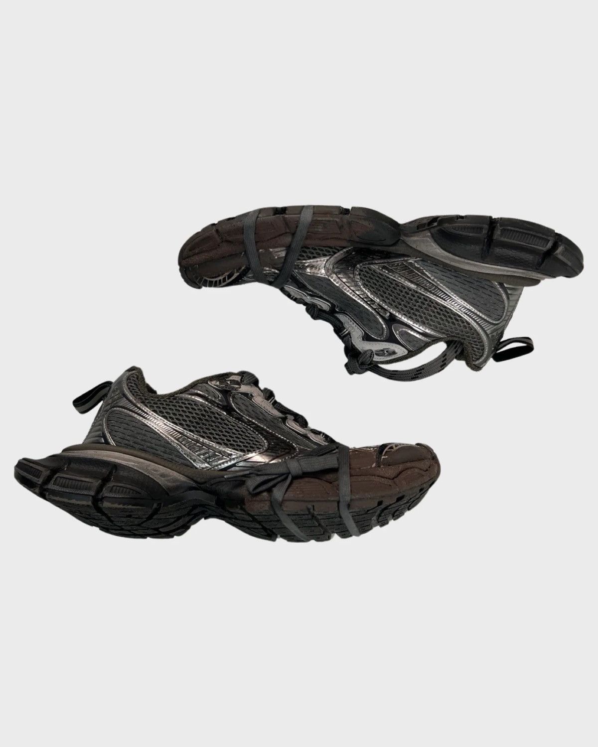 BALENCIAGA 3XL MUDDY DIRTY WORN OUT BROWN SNEAKER SZ:41