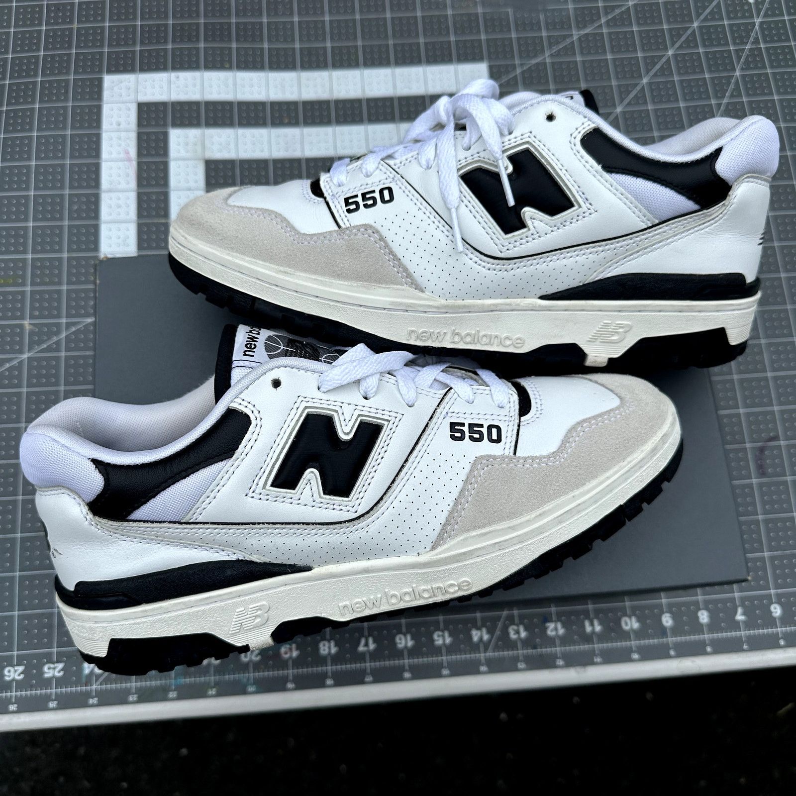 New Balance New Balance 550 Size US 9.5 / EU 42-43 - 1 Thumbnail