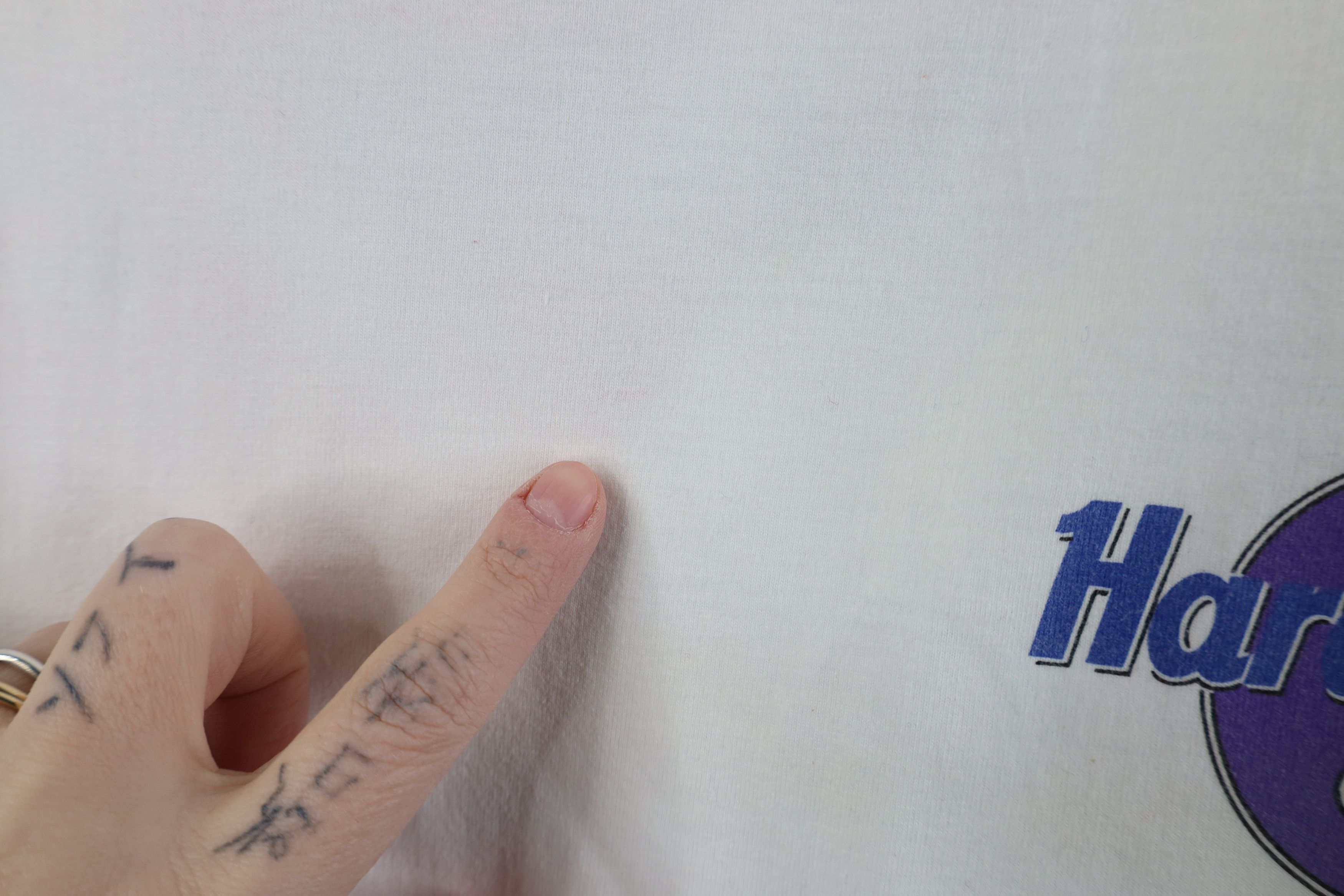 Hard Rock Cafe Vintage 90s Hard Rock Cafe Paris Eiffel Tower T-Shirt White Size US L / EU 52-54 / 3 - 6 Thumbnail