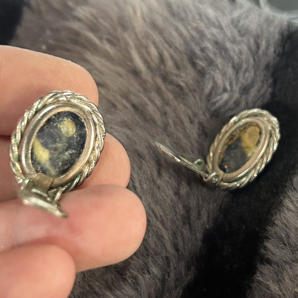 Vintage Vintage 70s sodalite cabochon rope edge clip on earrings Size ONE SIZE - 4 Thumbnail