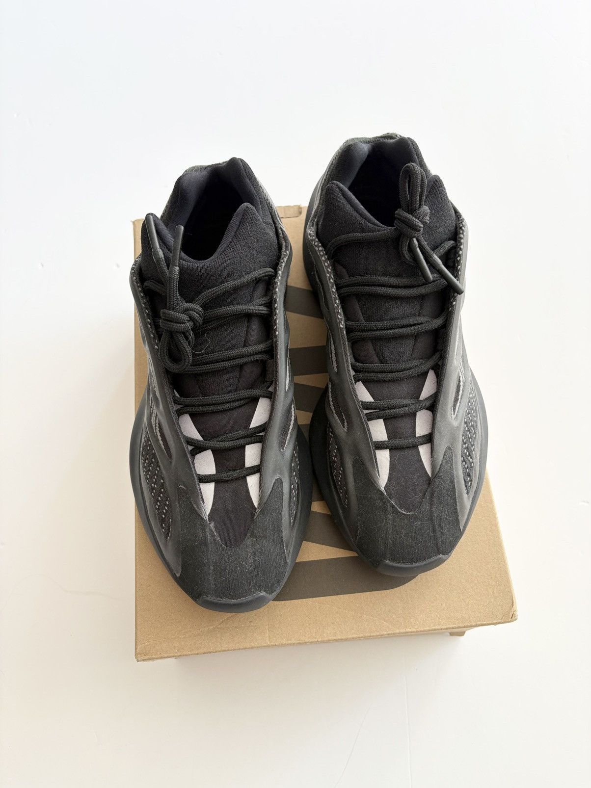 Yeezy Yeezy 700 sneakers in Alvah Size US 8 / EU 41 - 4 Thumbnail