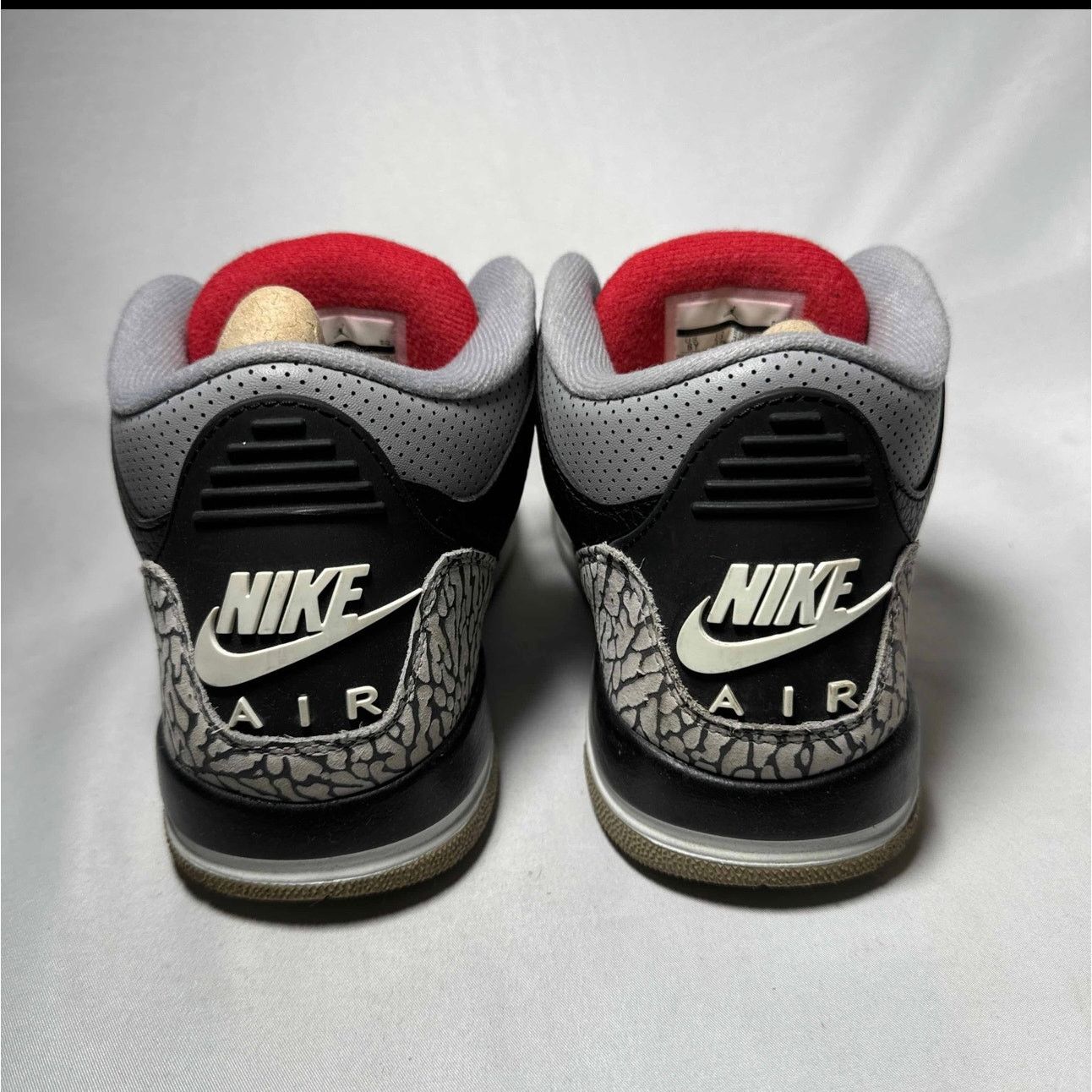 Jordan Brand × Nike Size 6 - Nike Air Jordan 3 Retro OG BG Black Cement 2018 Size US 6 / EU 39 - 5 Thumbnail