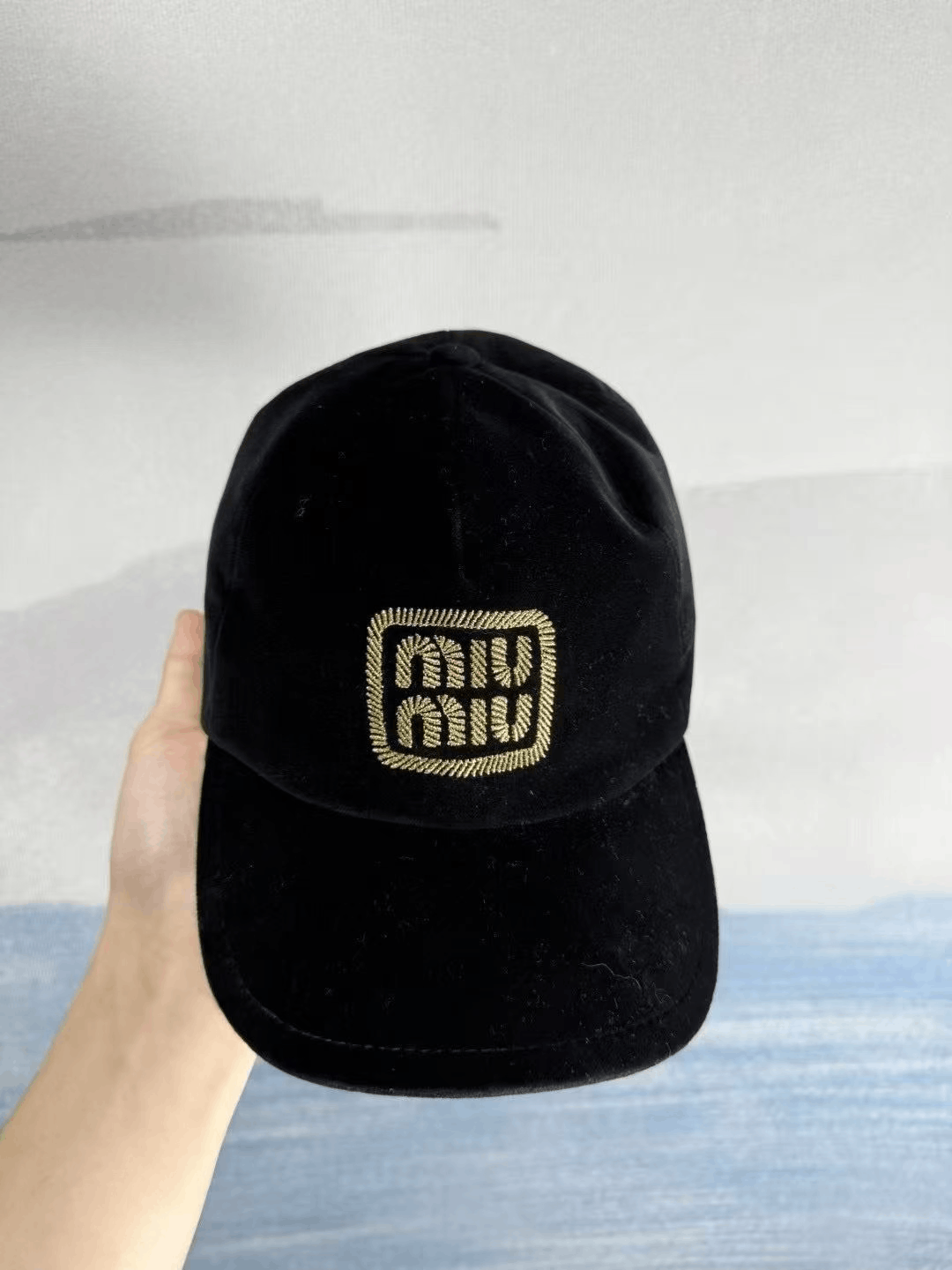 Miu Miu Miu Miu Black Gold Thread Velvet Cap S Size ONE SIZE - 1 Thumbnail