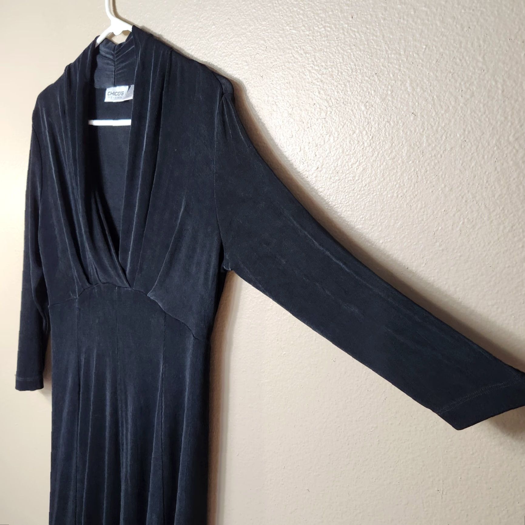 Vintage Chicos Travelers Black Slinky Surplice 3/4 Sleeve Knee Length Fit/Flare Dress |XS/4| Size S / US 4 / IT 40 - 4 Thumbnail