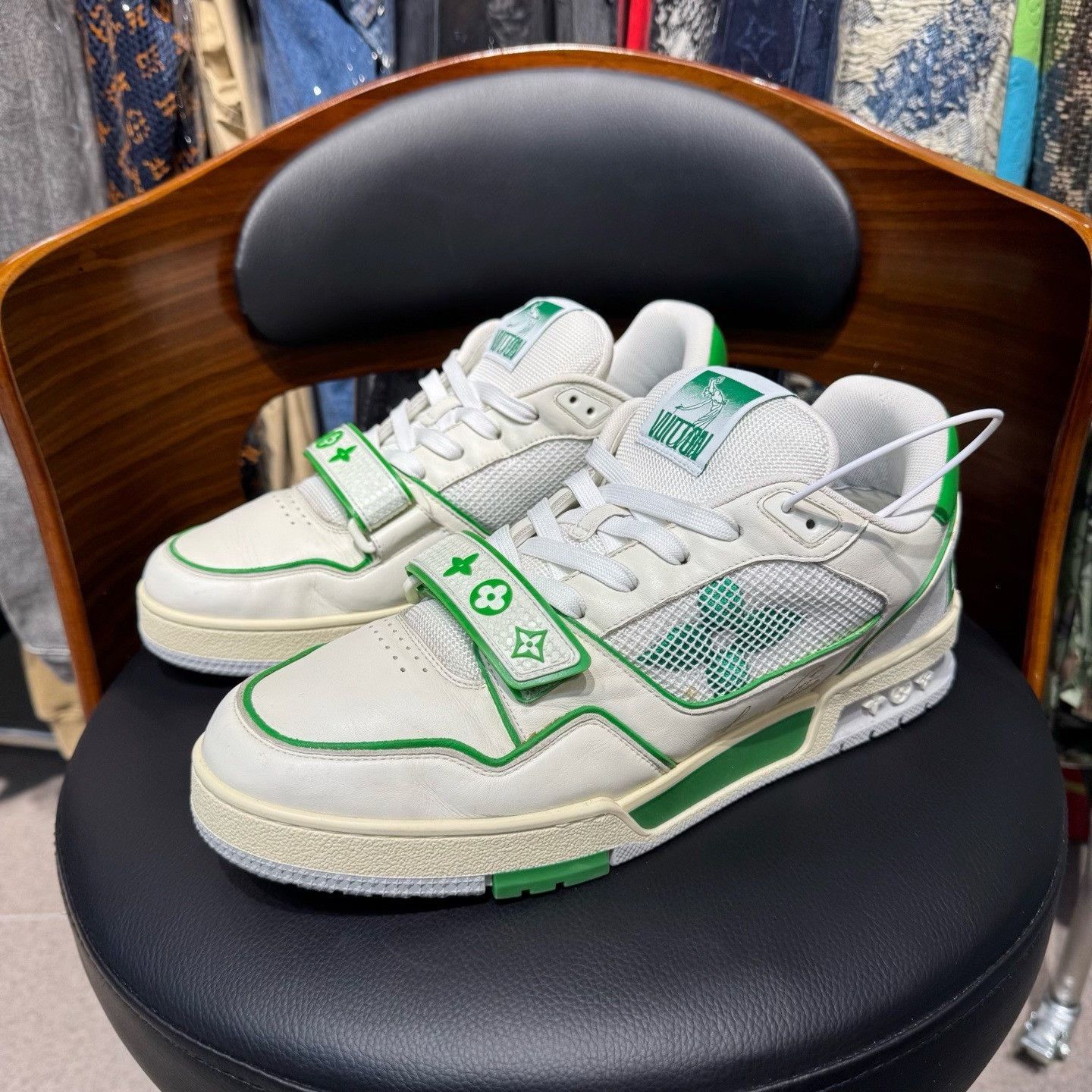 Louis Vuitton Louis Vuitton Training Green Lowtop Sneakers 42 Men Size US 9 / EU 42 - 1 Thumbnail