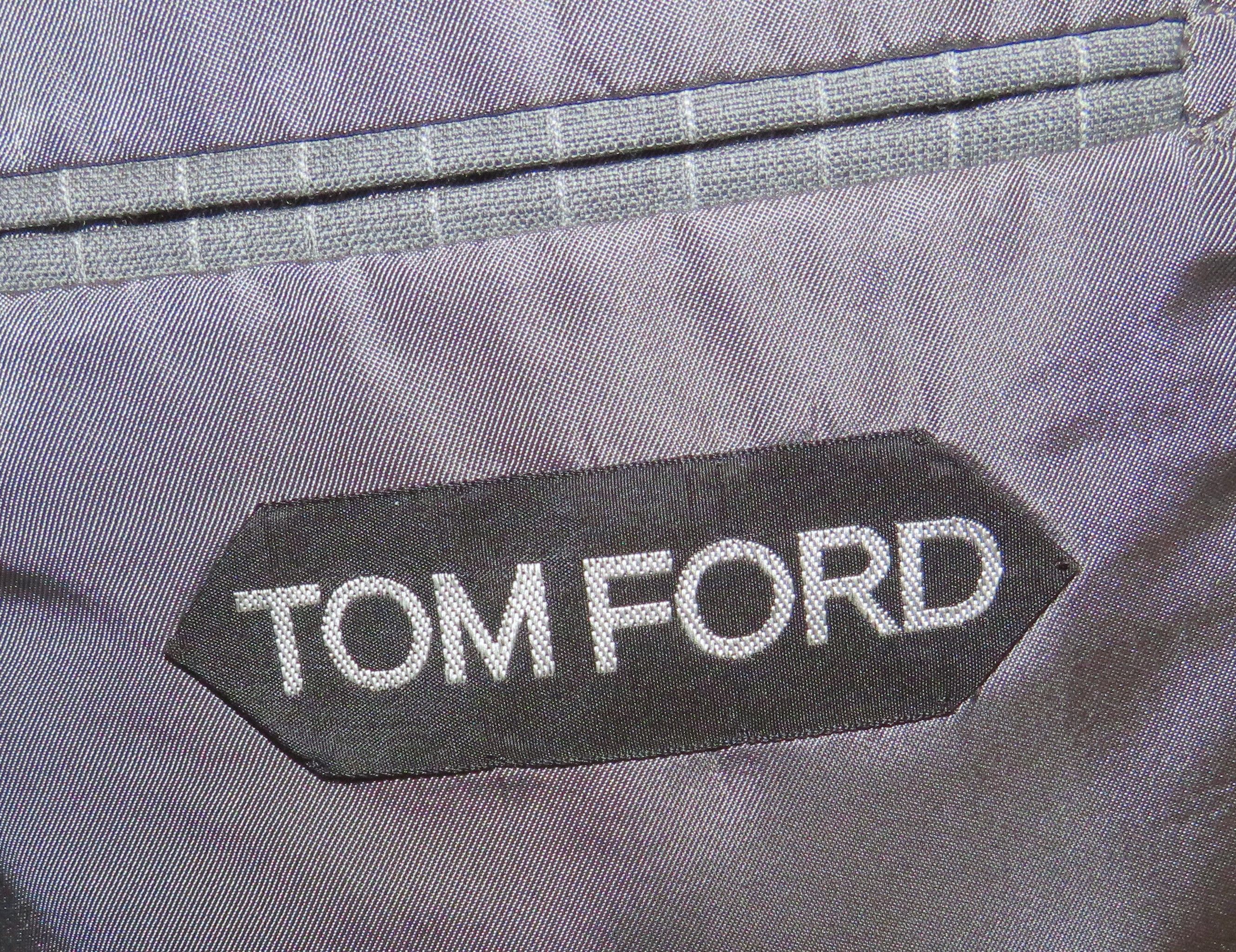 Tom Ford Shelton Gray Stripe Current Two Button Suit 40R Size 40R - 18 Thumbnail