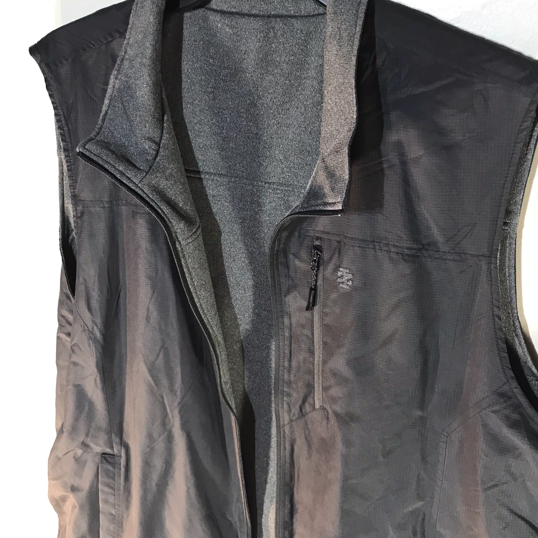 Izod IZOD Reversible Vest Full Zip Gray Mens Size XXL Size US XXL / EU 58 / 5 - 2 Thumbnail