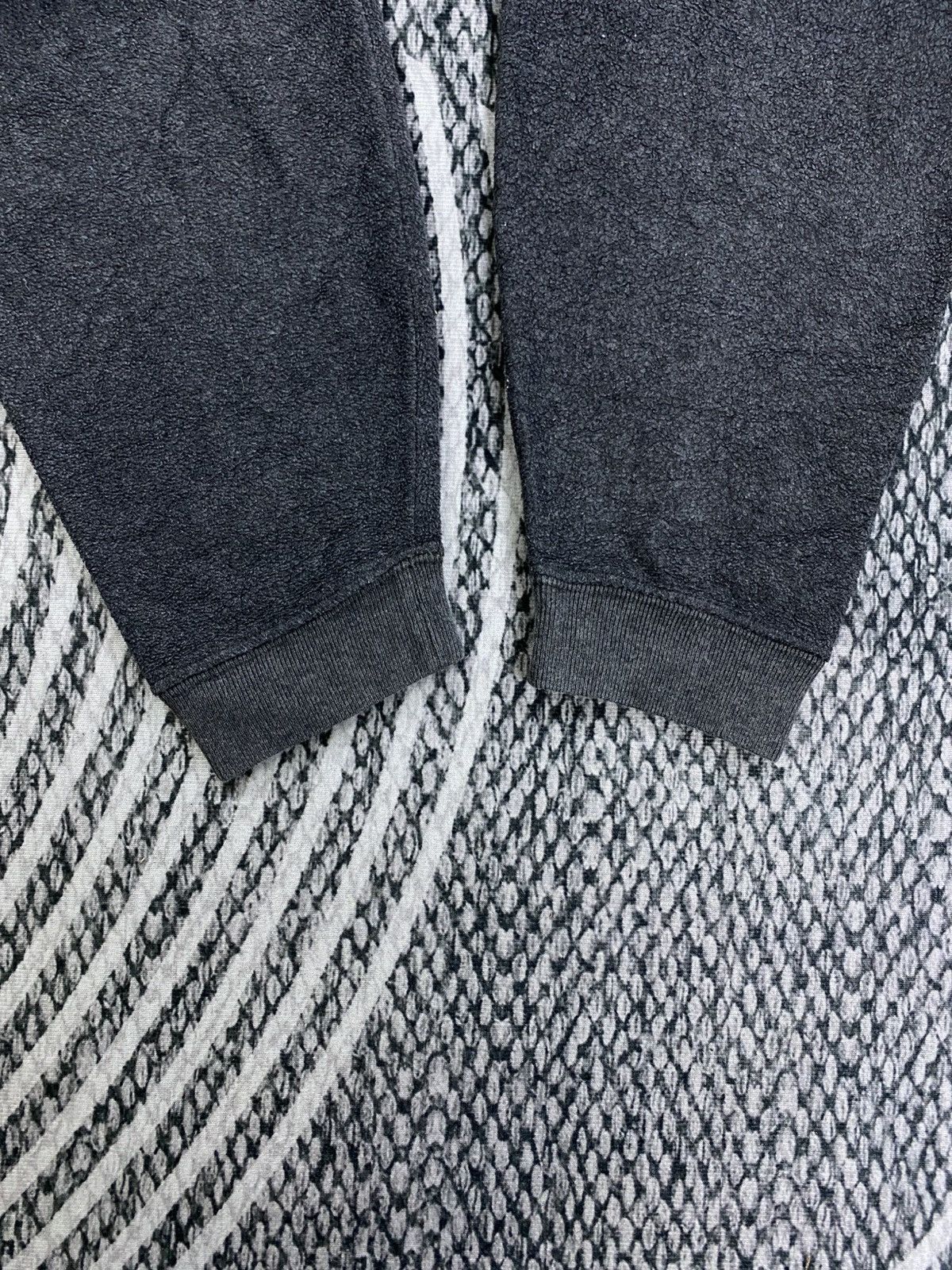 Gap Vintage Gap Big Spellout Longsleeve Sweatshirt Hoodie Size US L / EU 52-54 / 3 - 6 Thumbnail