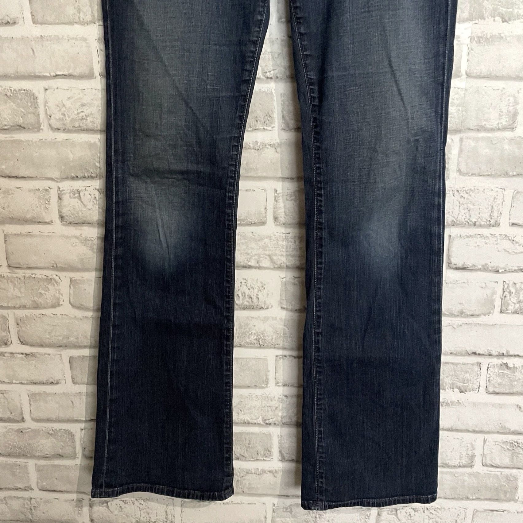 Vintage AG Adriano Goldschmied Angelina Petite Bootcut Jeans Womens 29R x30 Blue Boots cut Petite Womens Size 29" - 3 Thumbnail